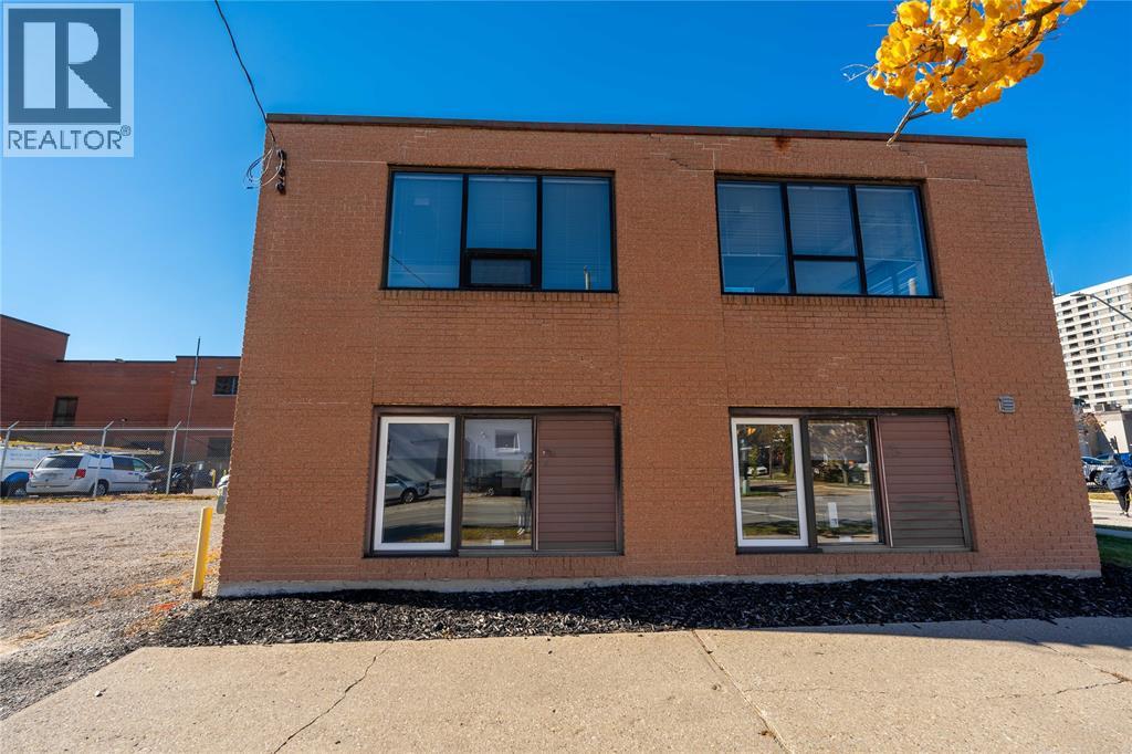 219 LOCHIEL STREET, Sarnia, Ontario, N7T4C8 — Photo 14
