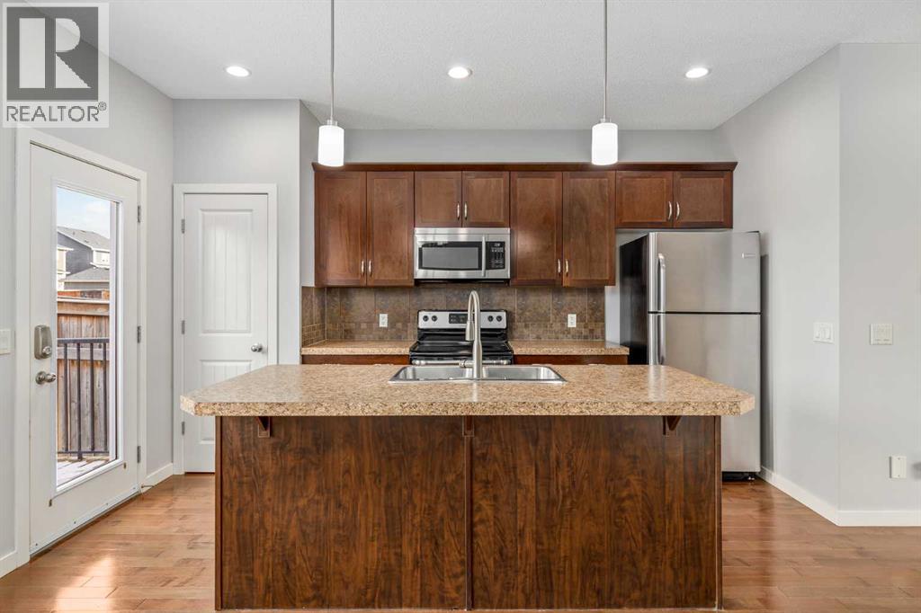 84 fireside Way, Cochrane