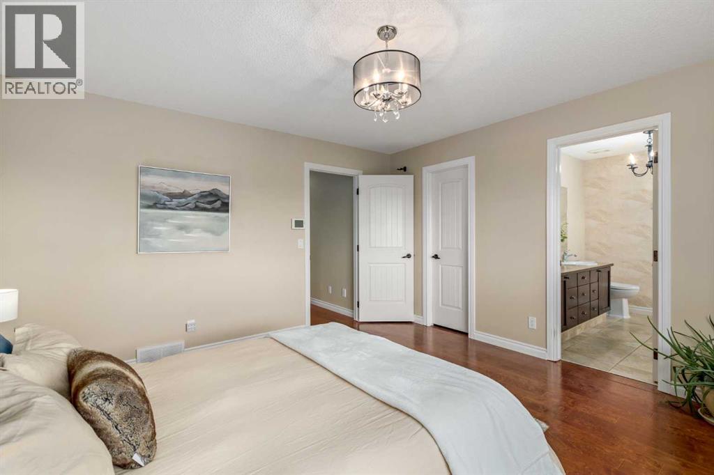 40 Heritage Hill, Cochrane