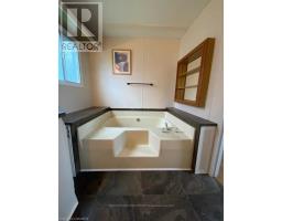 11 - 9 Tamarac Road, Northern Bruce Peninsula, ON N0H2R0 Photo 6