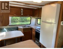 5 - 9 Tamarac Road, Northern Bruce Peninsula, ON N0H2R0 Photo 6