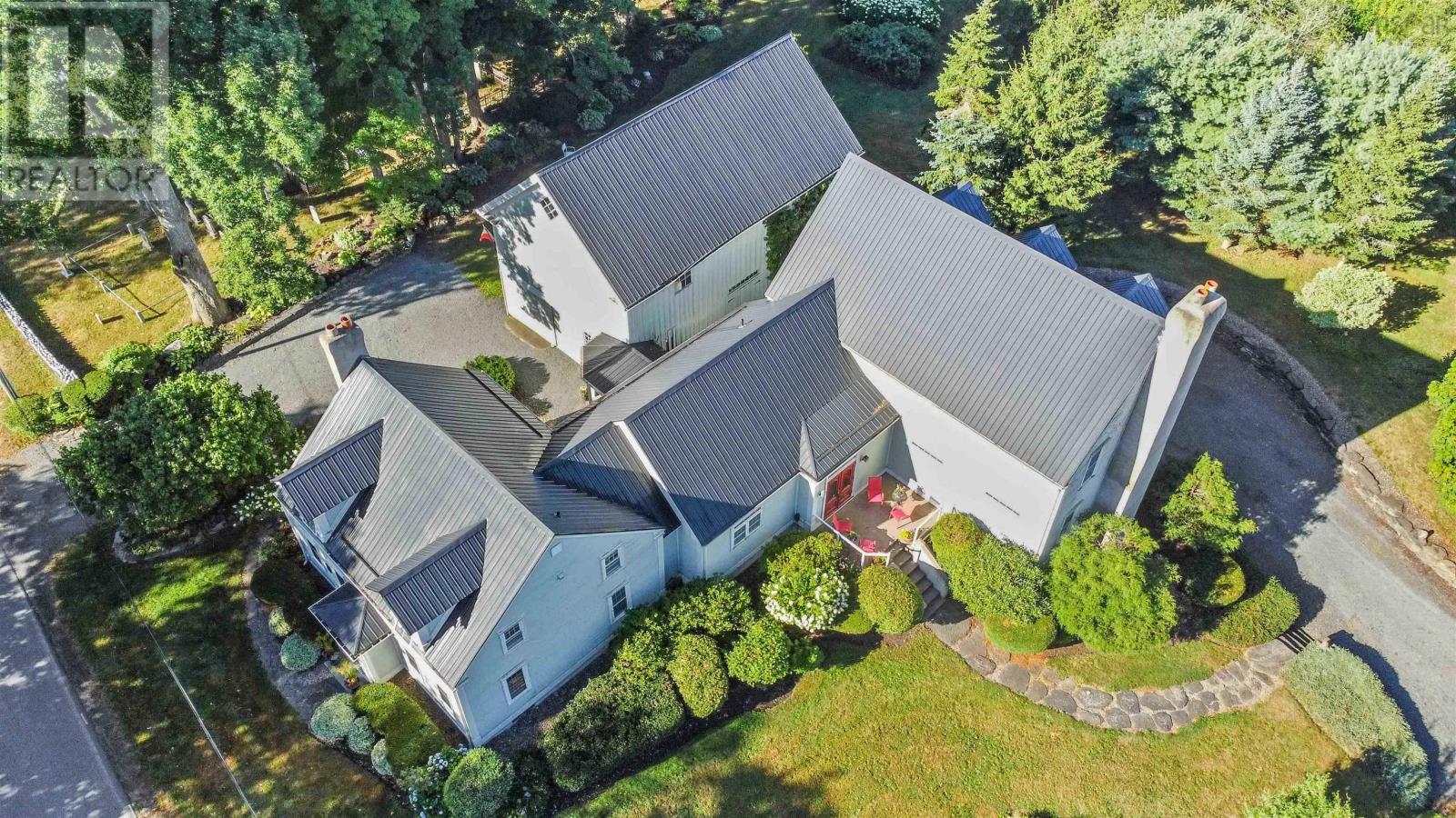 Property 36 of 49 of 1999 Grand Pre Road