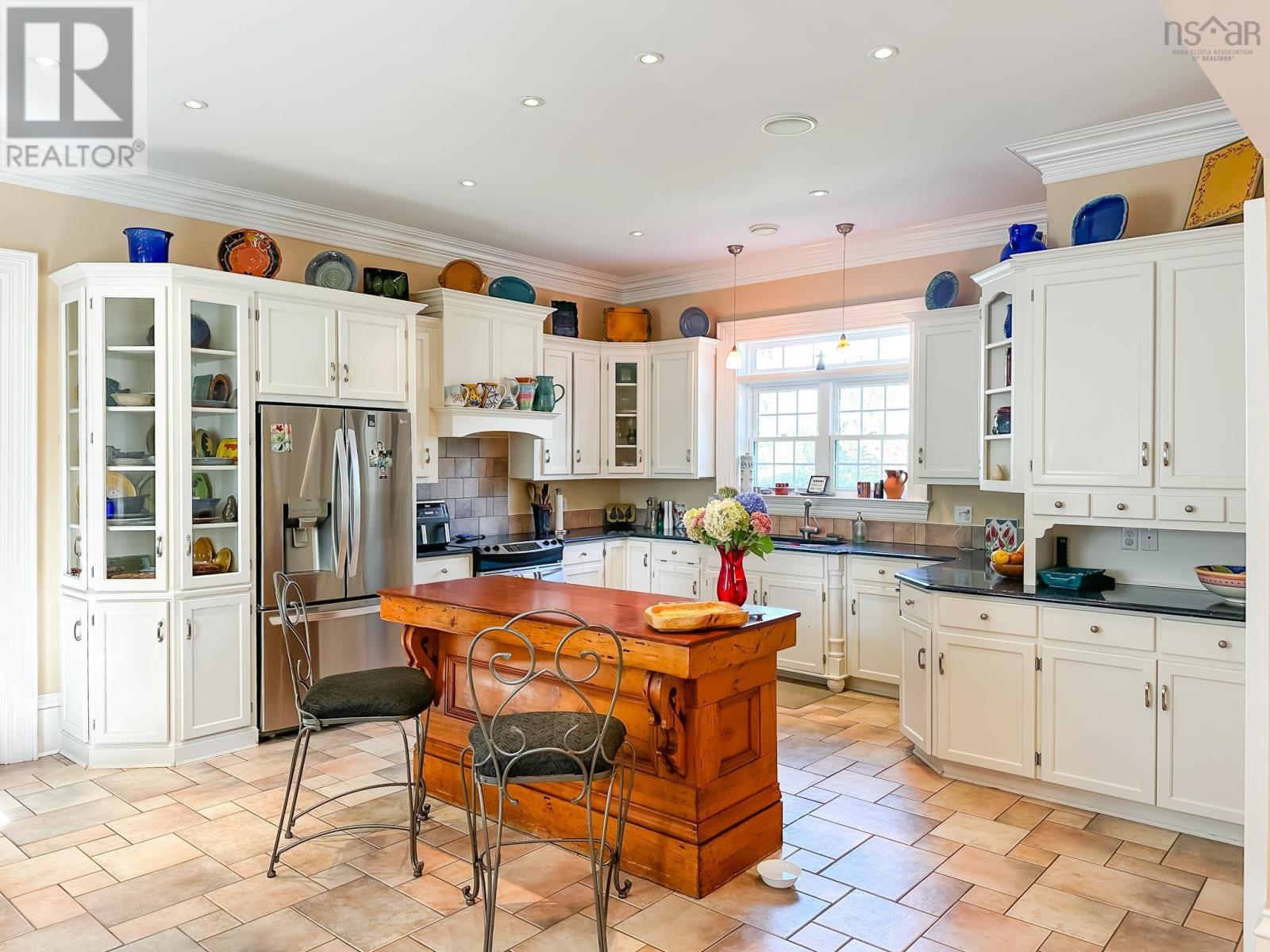 Property 8 of 49 of 1999 Grand Pre Road