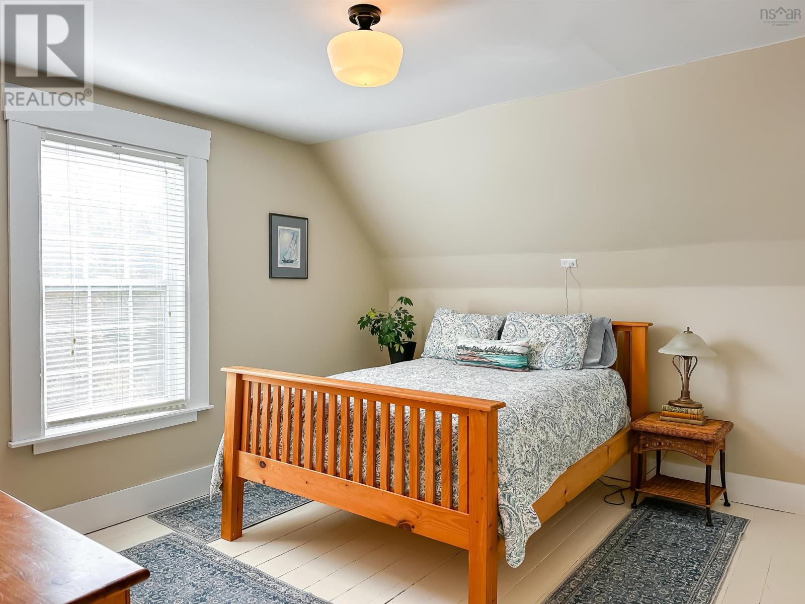 Property 21 of 41 of 9682 Highway 221