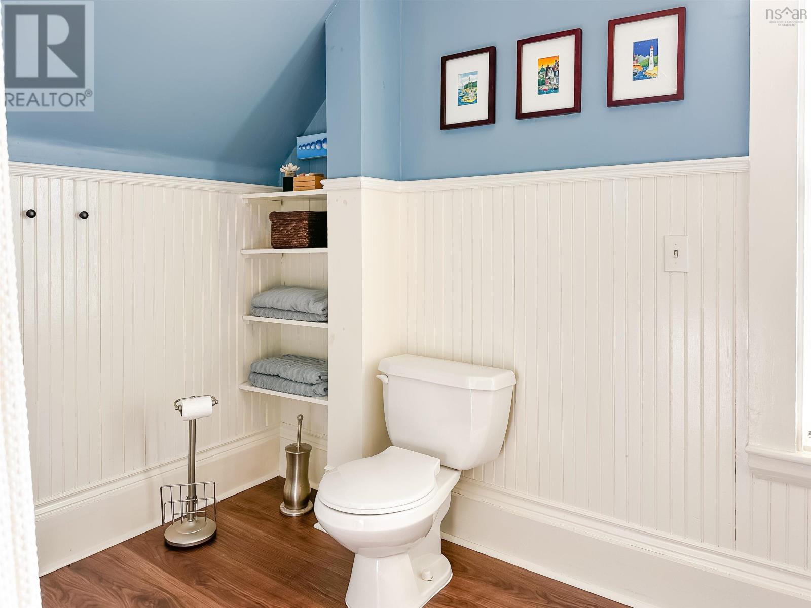 Property 24 of 41 of 9682 Highway 221