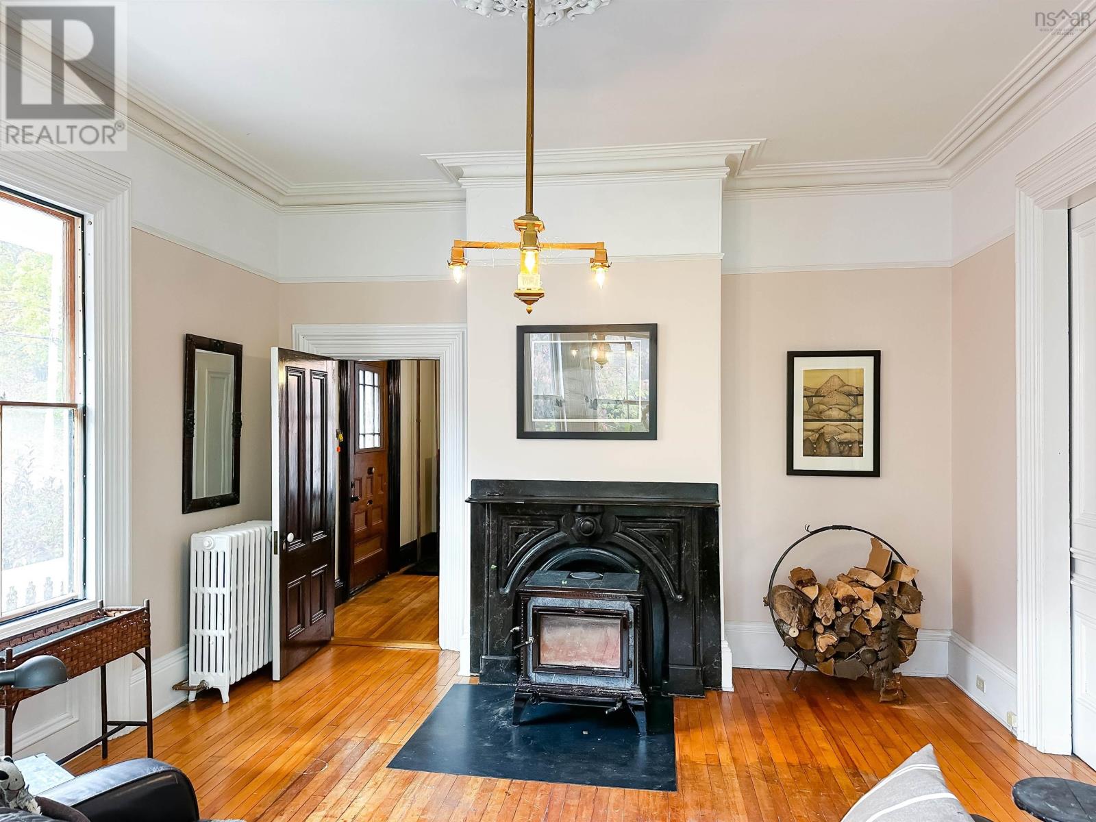 Property 4 of 48 of 525 Main Street