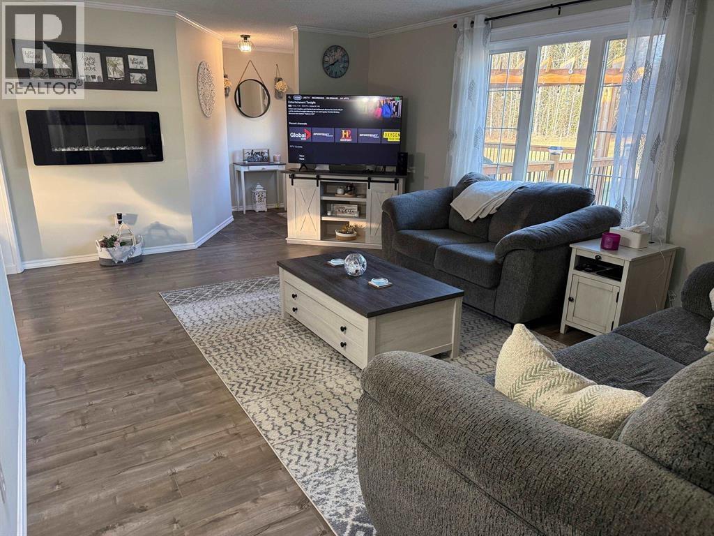 51 PEBBLE DRIVE, Fort Nelson