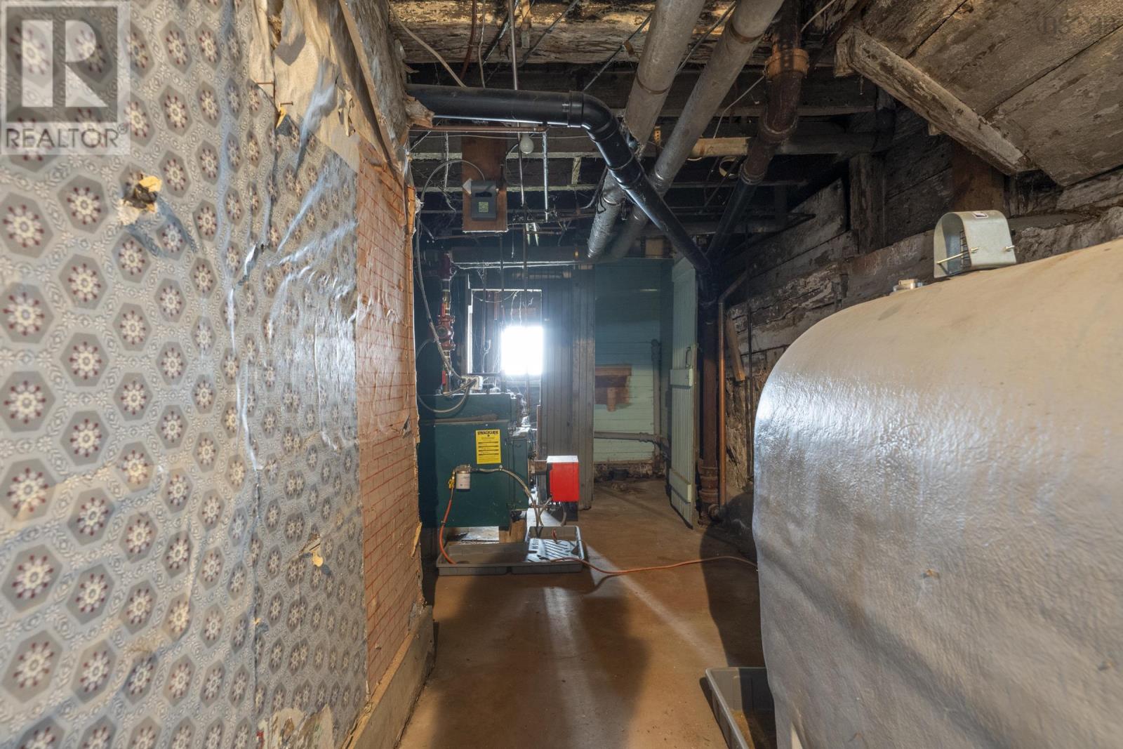 Property 26 of 33 of 200 Montague Street