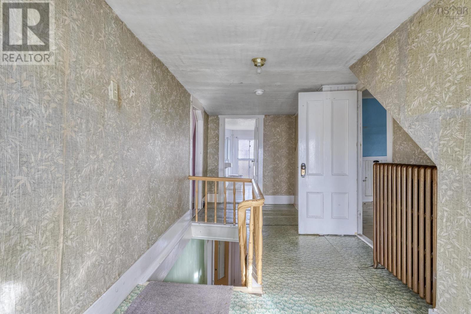 Property 16 of 33 of 200 Montague Street