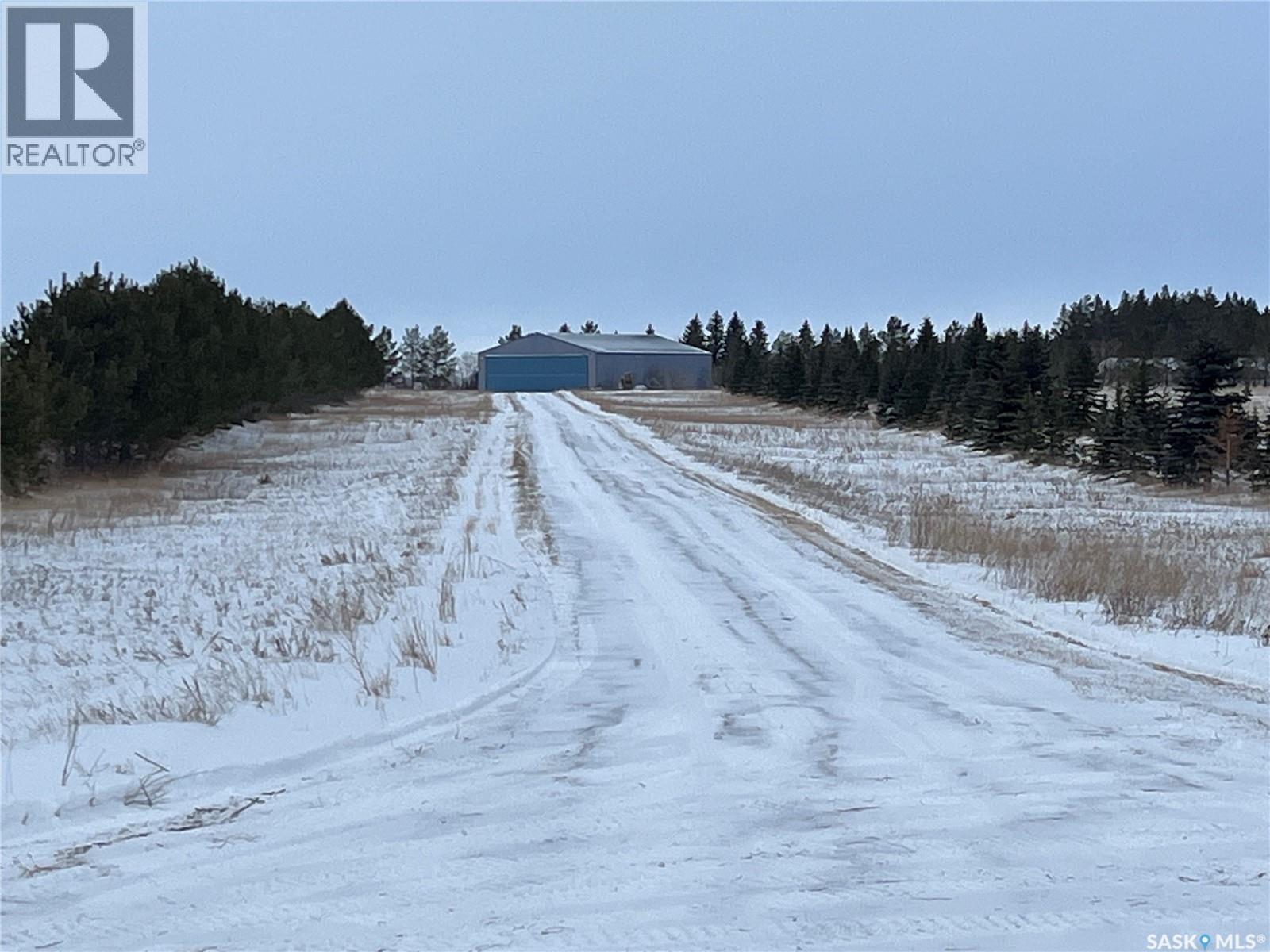 RM OF LUMSDEN ACREAGE REGINA BEACH AREA - 11