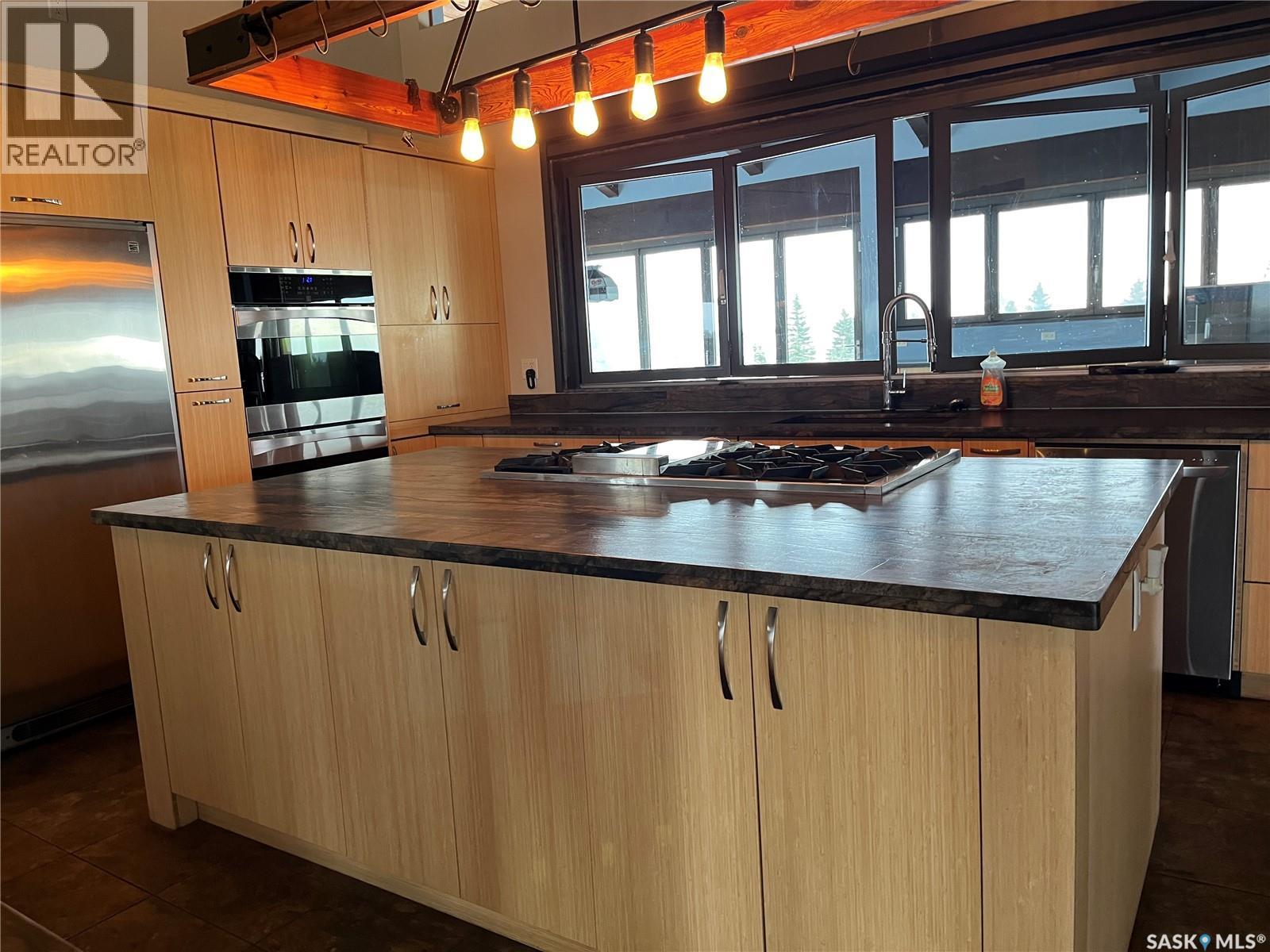 RM OF LUMSDEN ACREAGE REGINA BEACH AREA - 14