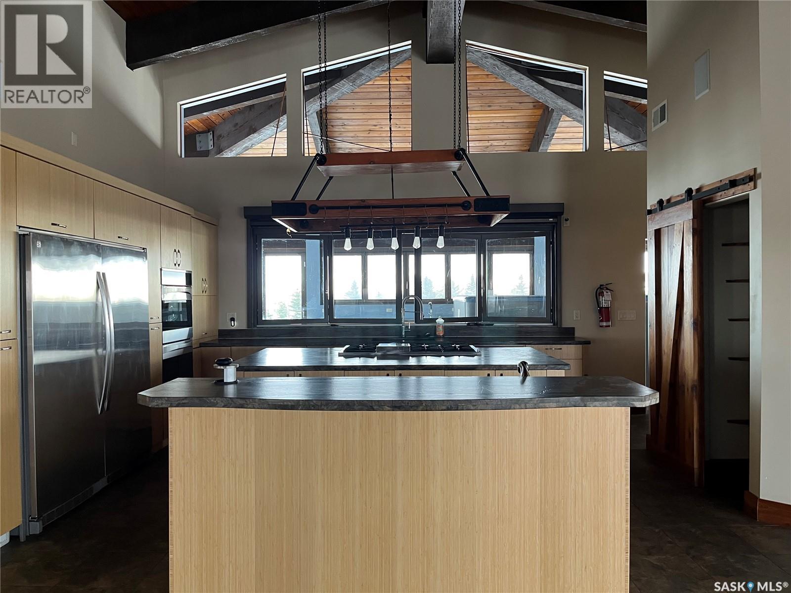 RM OF LUMSDEN ACREAGE REGINA BEACH AREA - 15