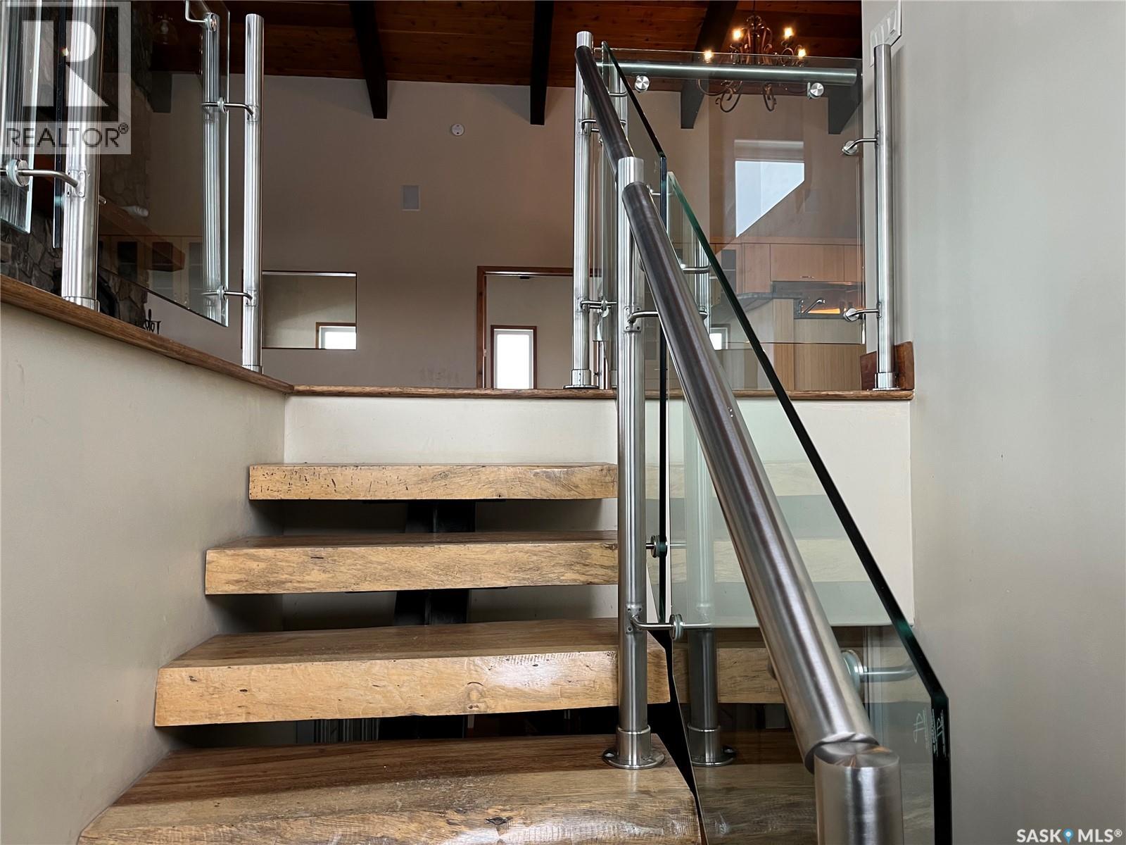 RM OF LUMSDEN ACREAGE REGINA BEACH AREA - 39