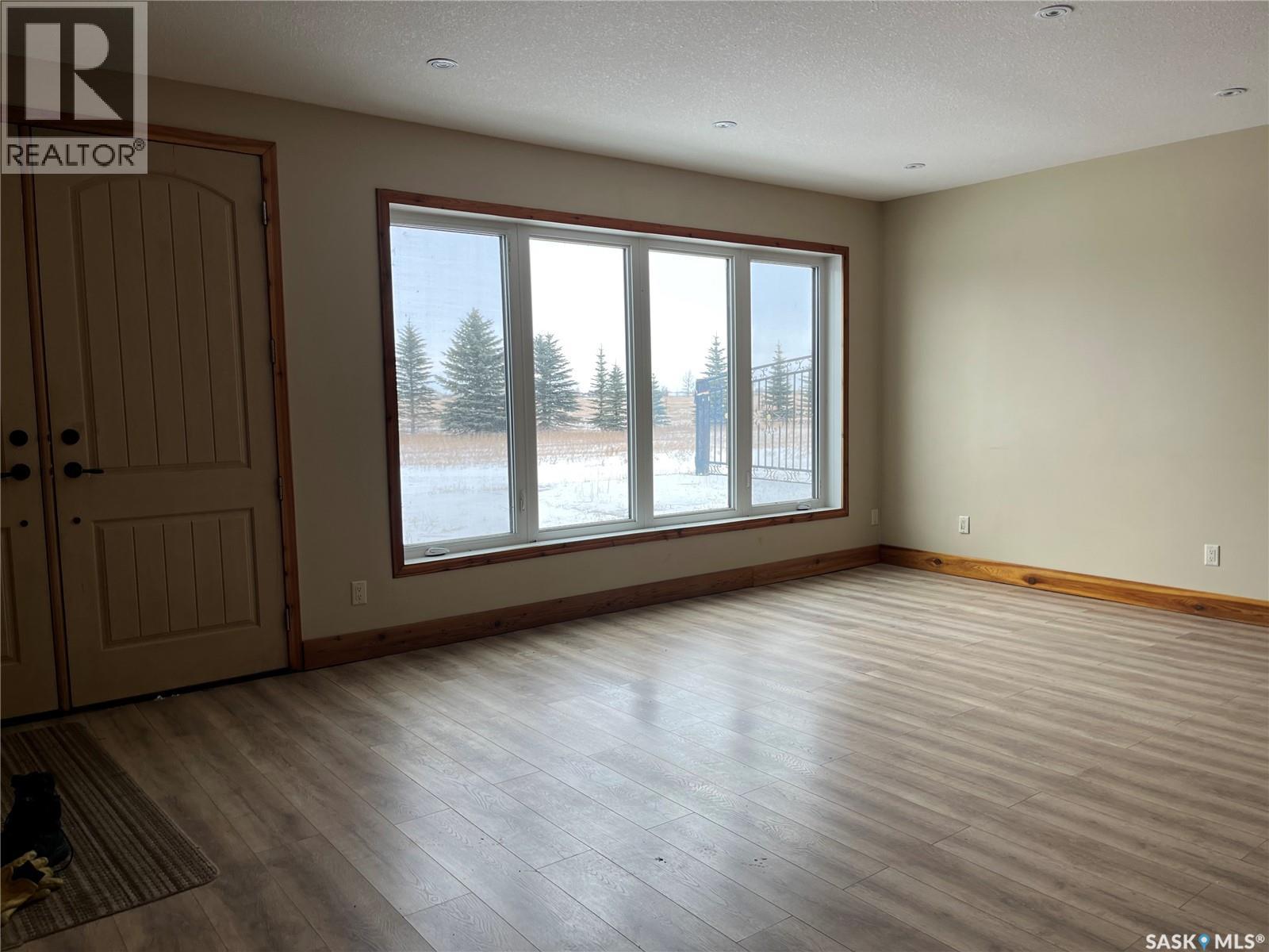 RM OF LUMSDEN ACREAGE REGINA BEACH AREA - 46