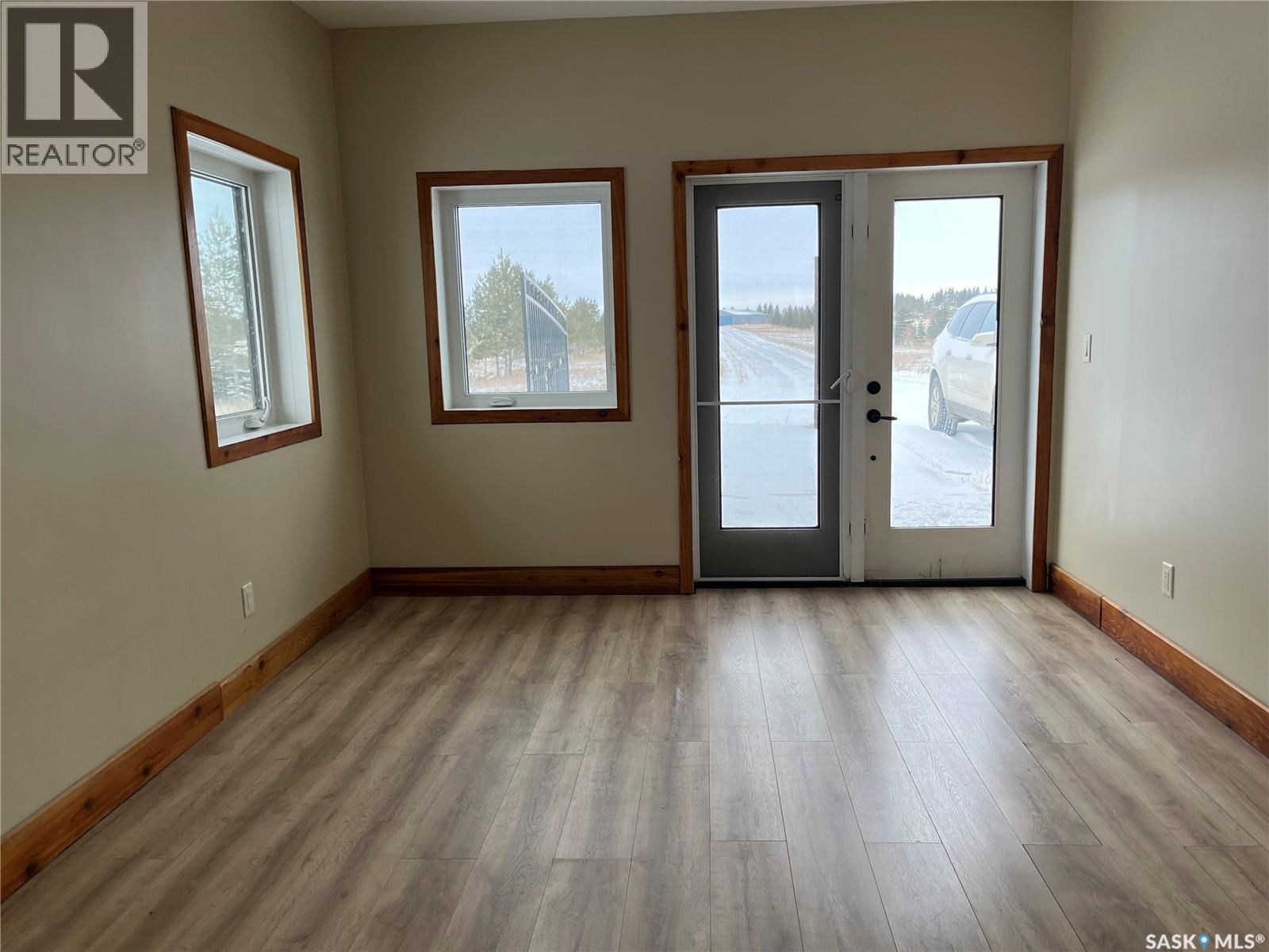 RM OF LUMSDEN ACREAGE REGINA BEACH AREA - 47