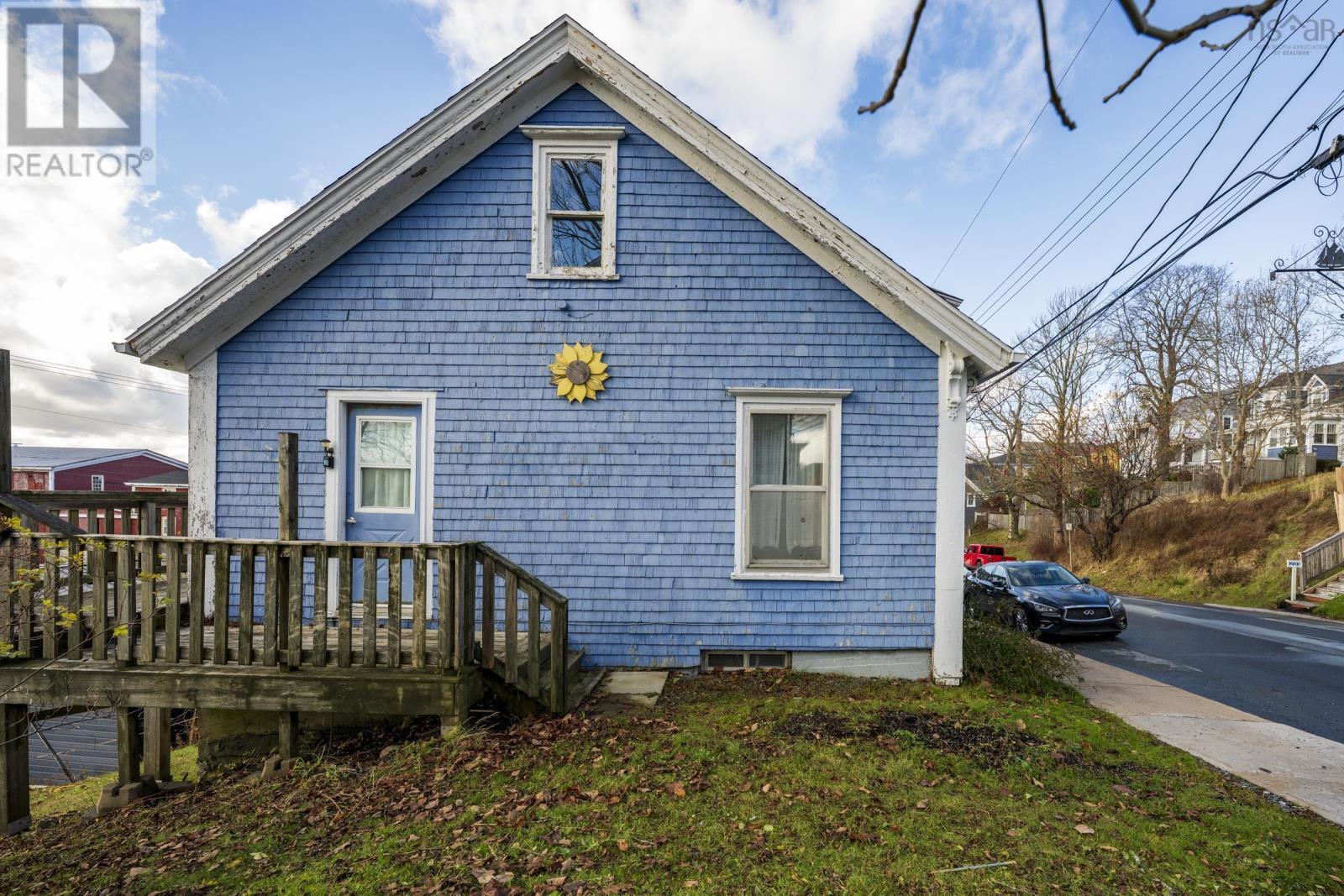 Property 28 of 33 of 200 Montague Street