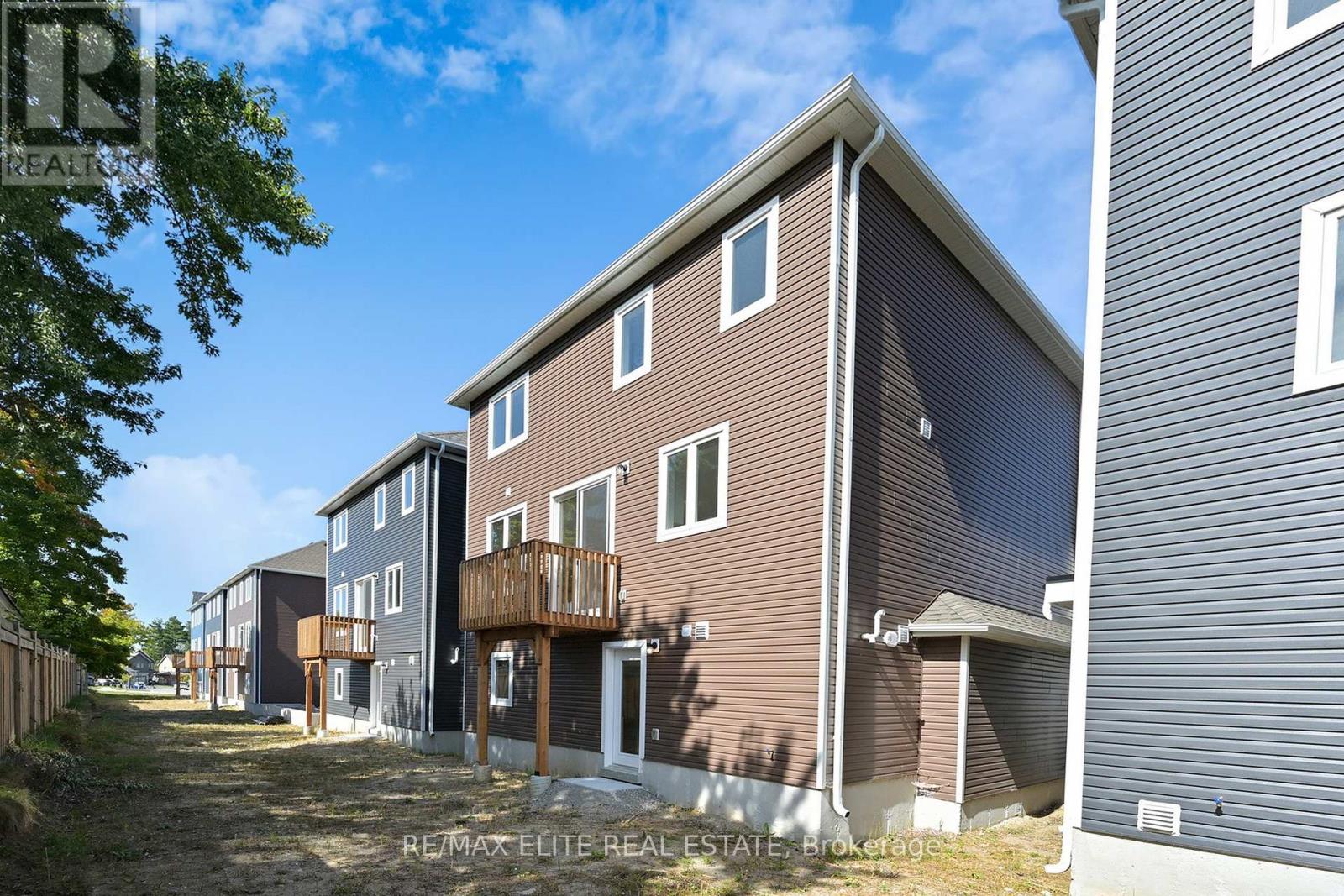 LOT 13 HAMPTON LANE - 47