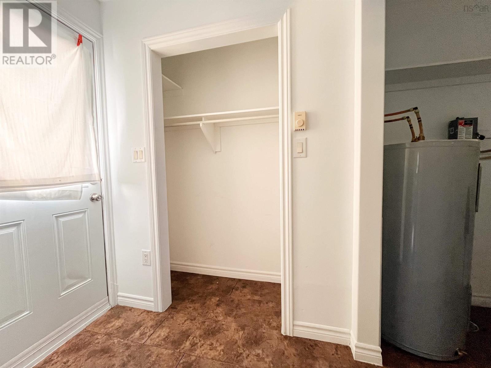 Property 18 of 19 of 3538 Bay Avenue