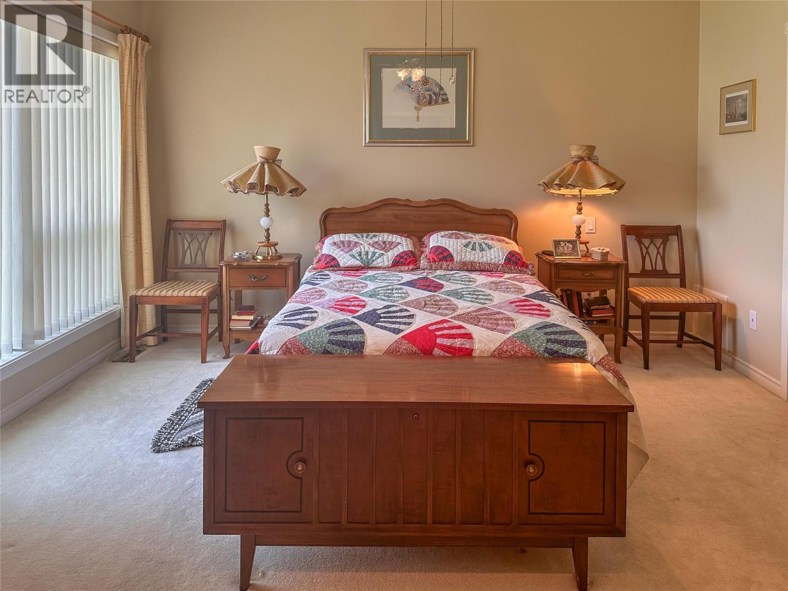 #101 45 HUDSONS BAY TRAIL - 23