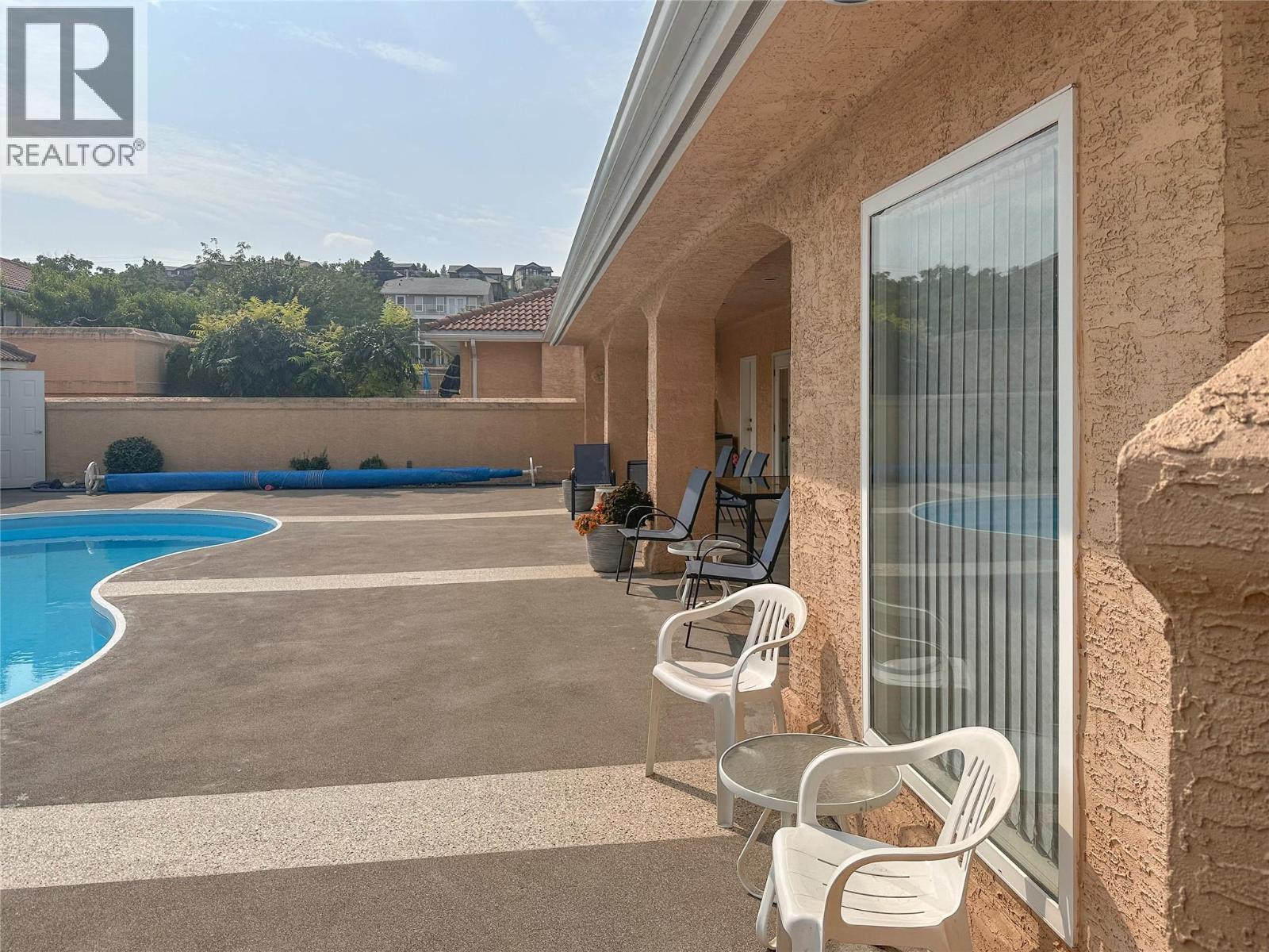 #101 45 HUDSONS BAY TRAIL - 33