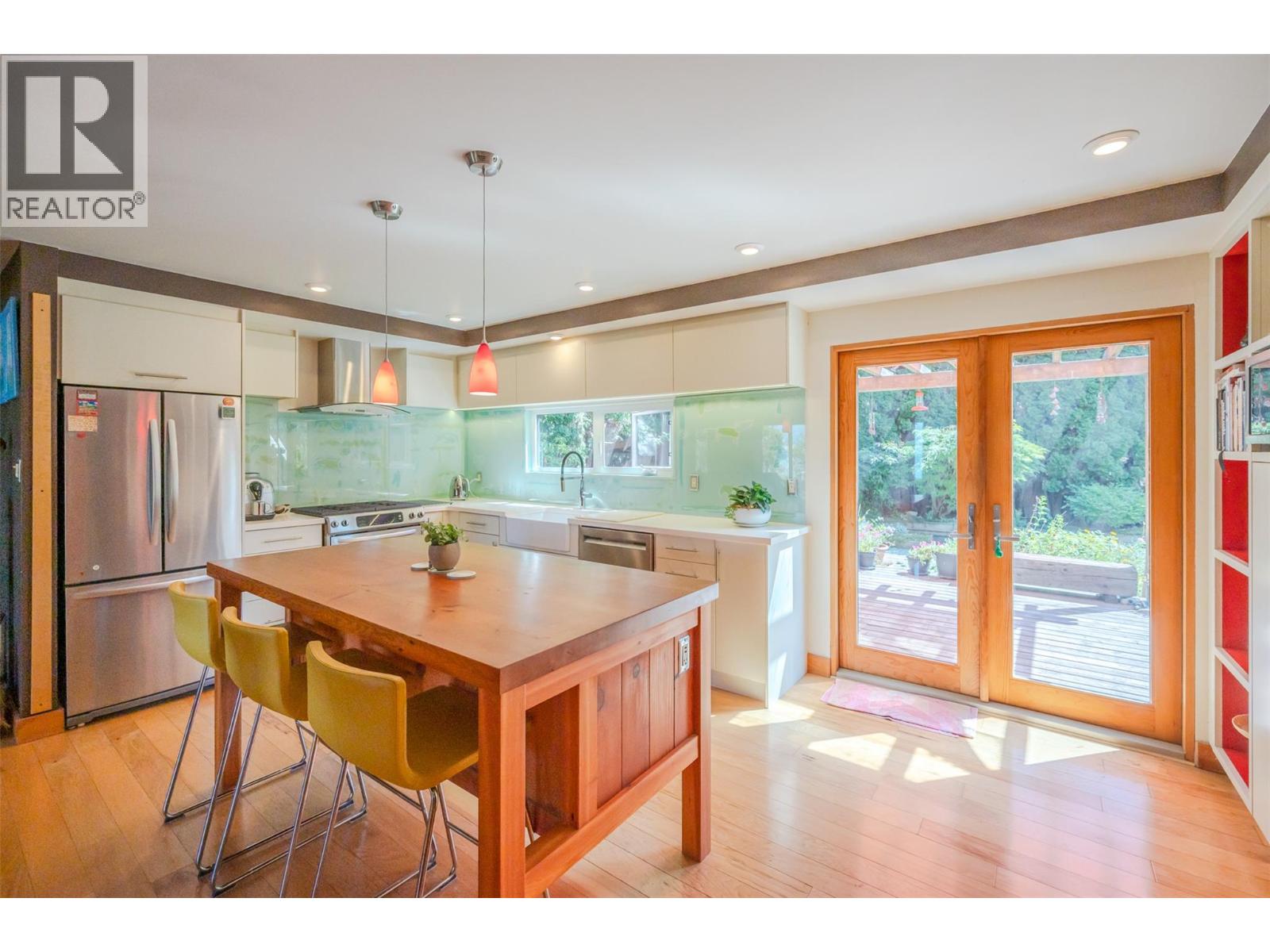 830 Three Mile Road - 18