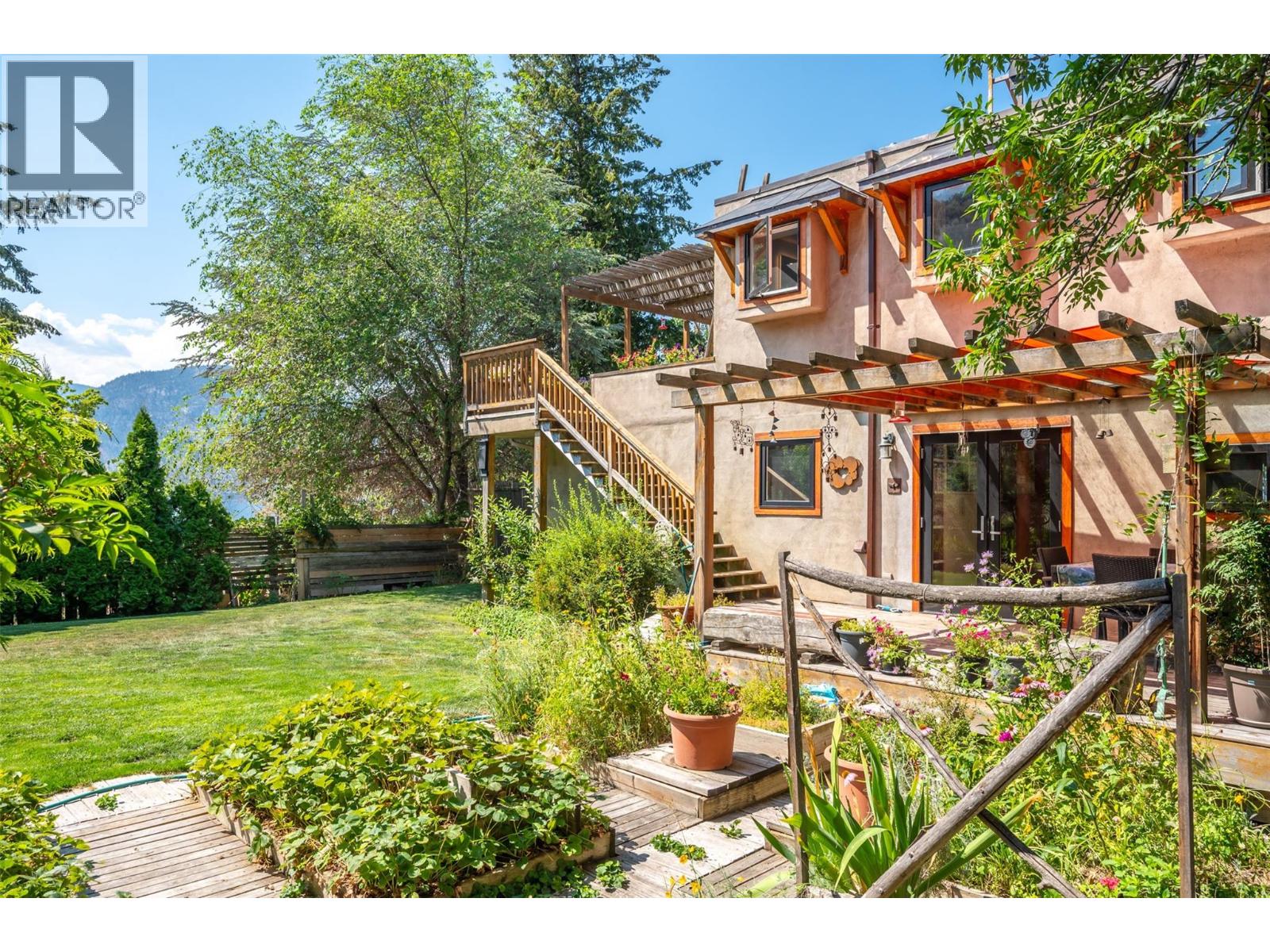 830 Three Mile Road, Penticton