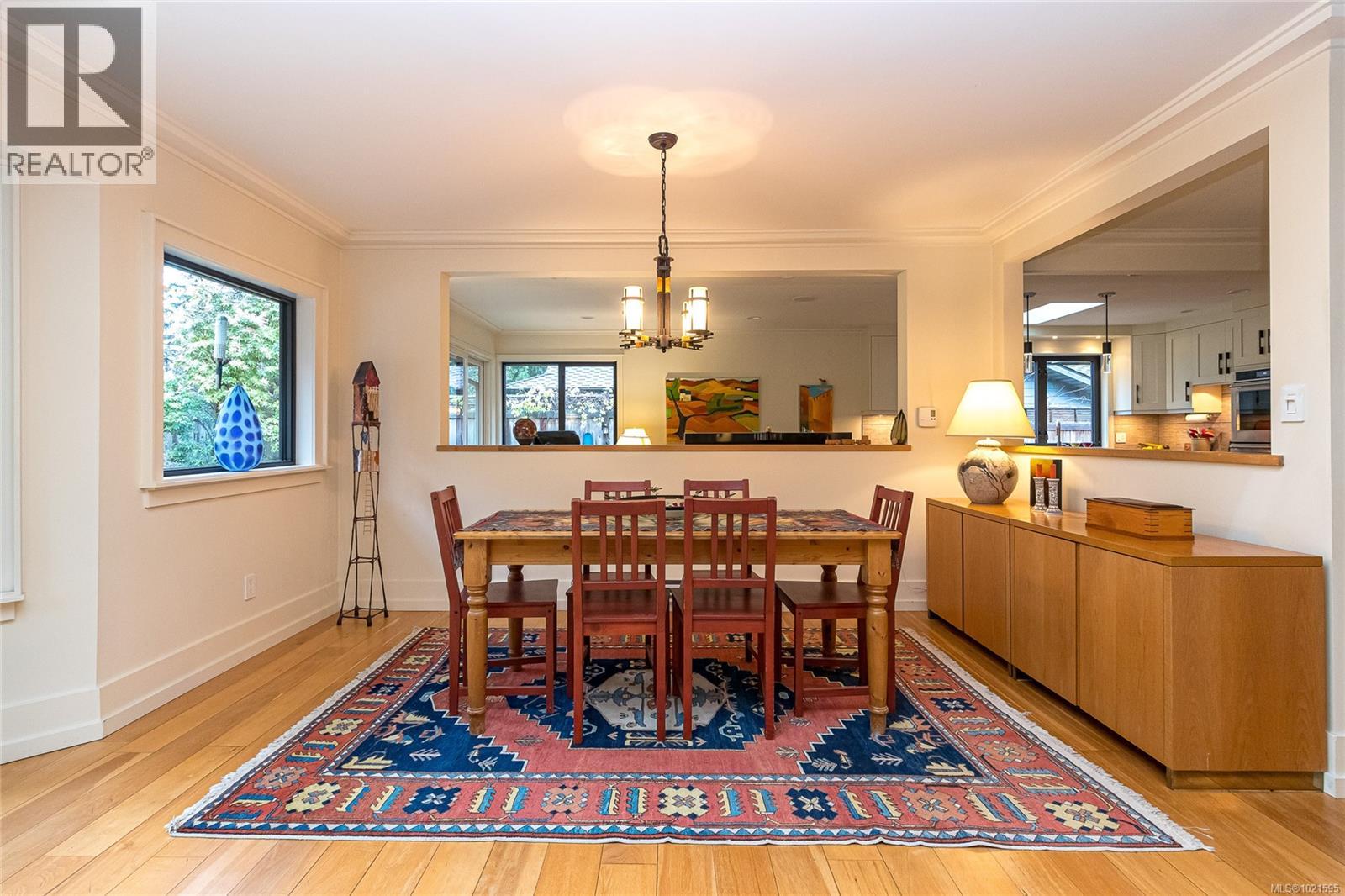 3955 Burchett Pl, Saanich