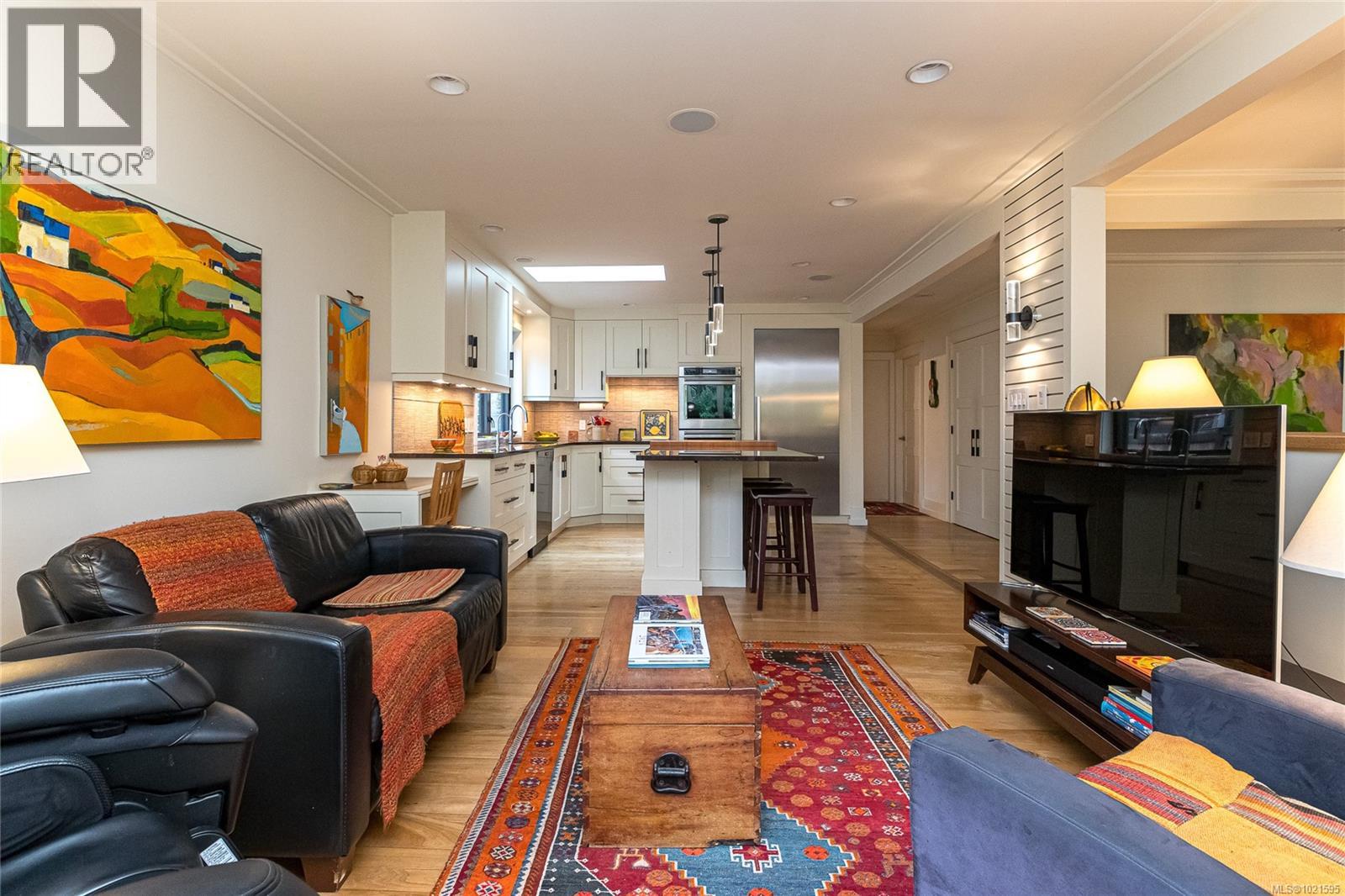 3955 Burchett Pl, Saanich