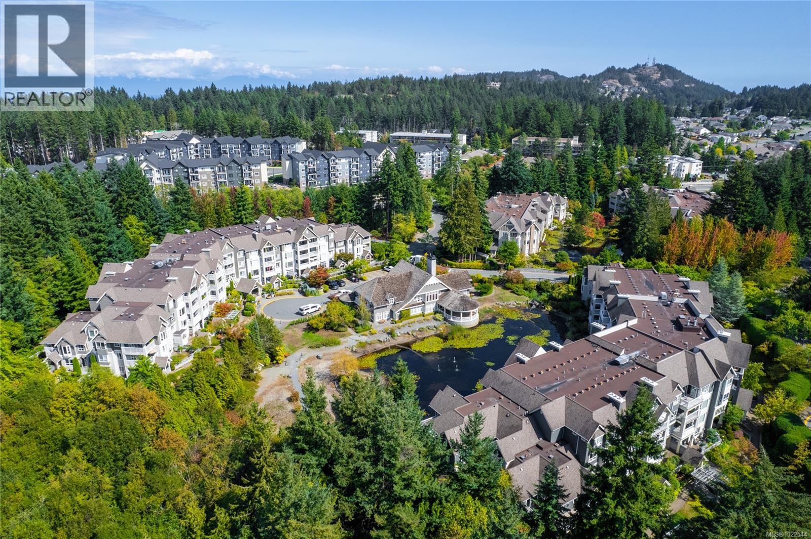 307 5620 Edgewater Lane, Nanaimo