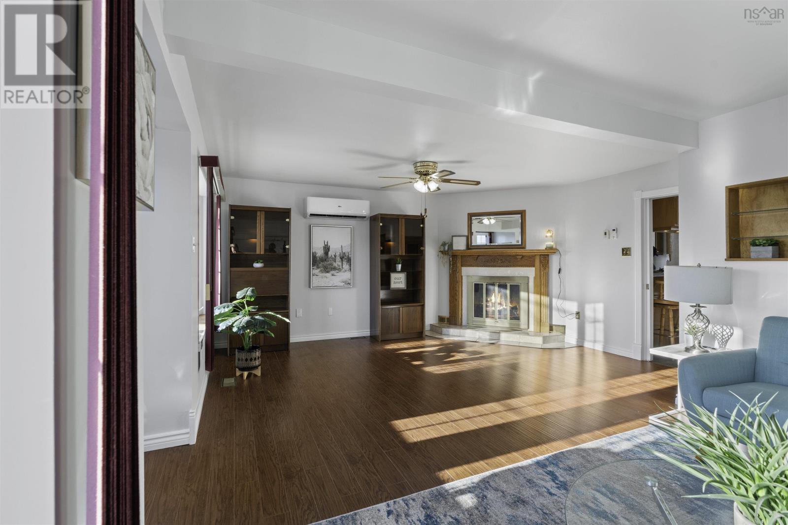 Property 22 of 47 of 45 High Street