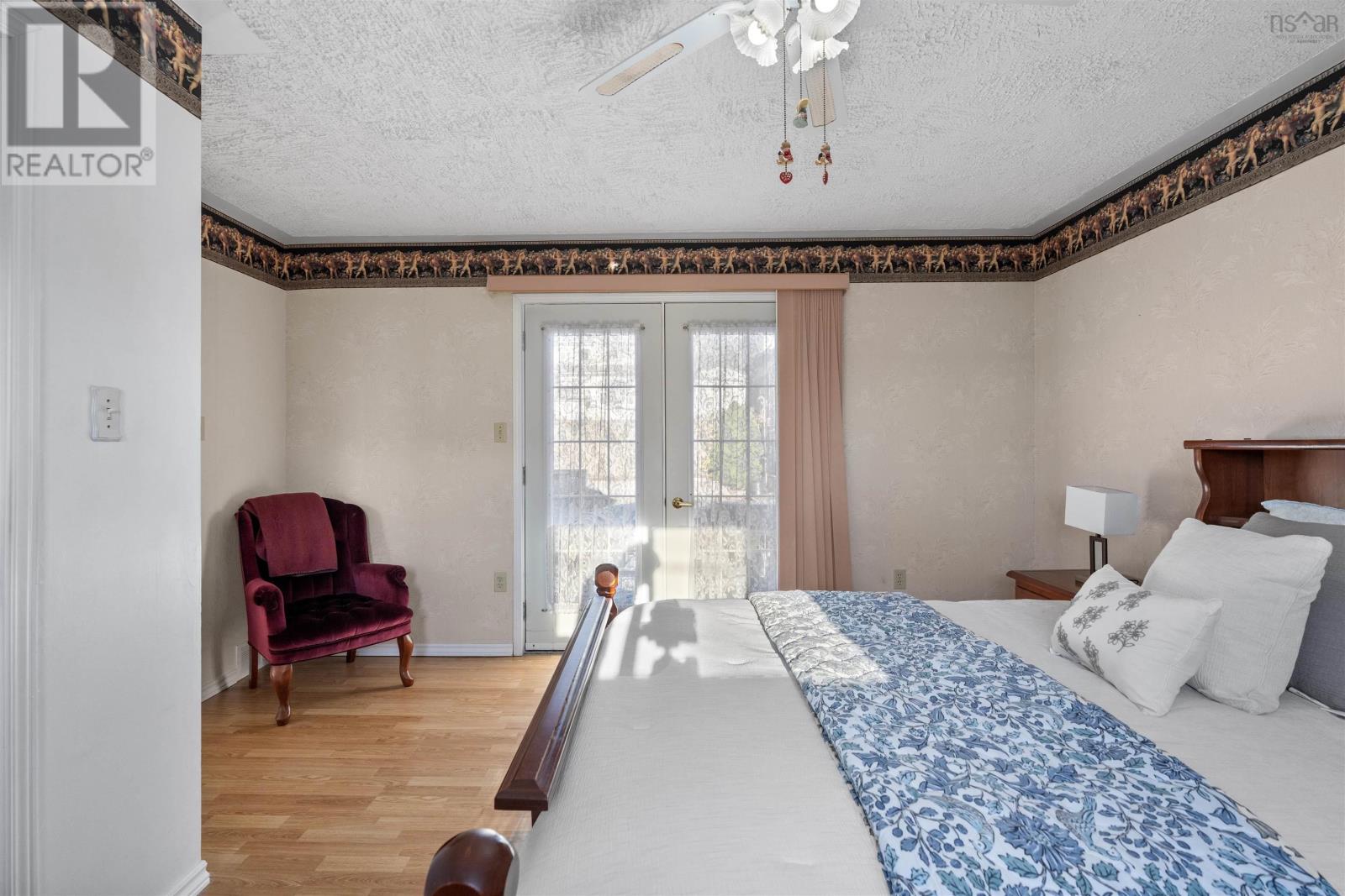 Property 31 of 47 of 45 High Street