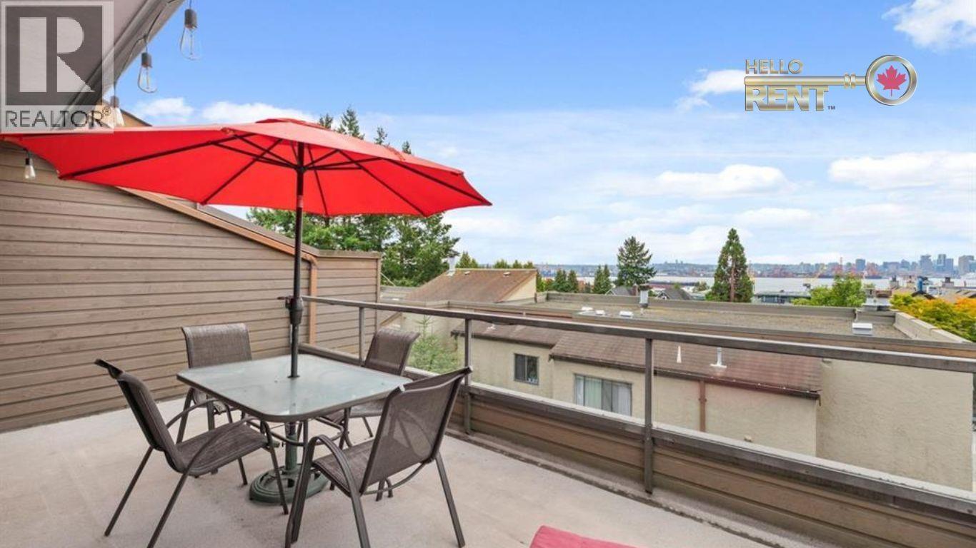 19 220 E 4TH, North Vancouver