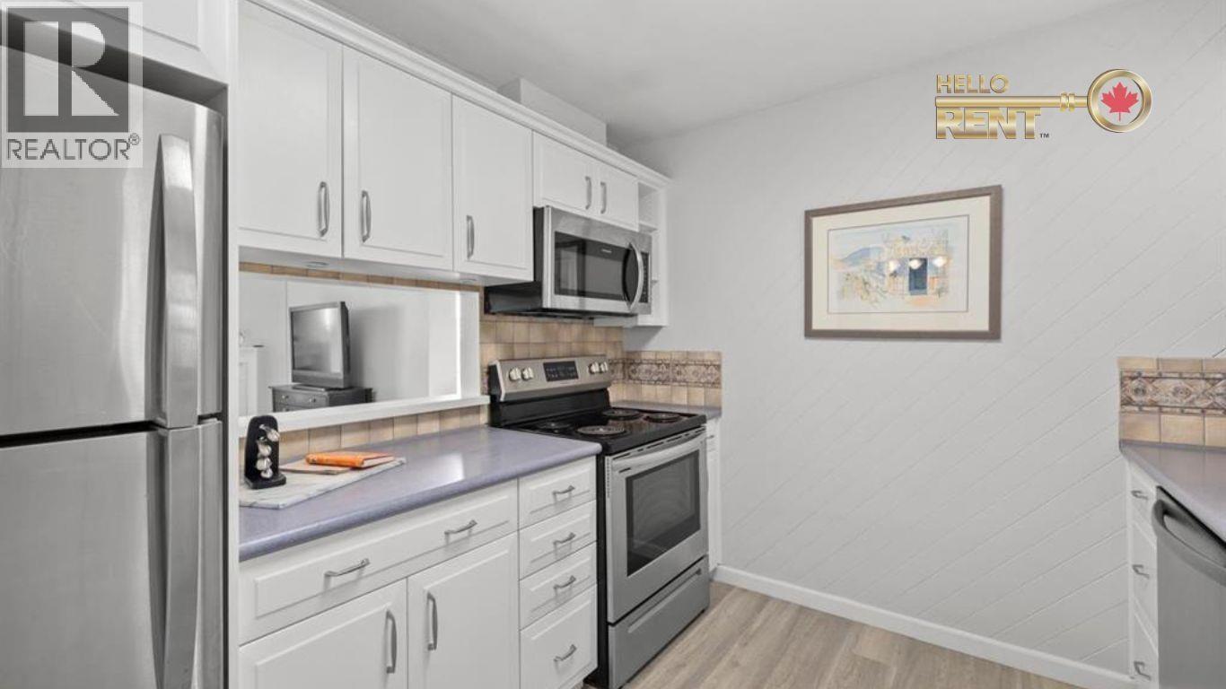 19 220 E 4TH, North Vancouver