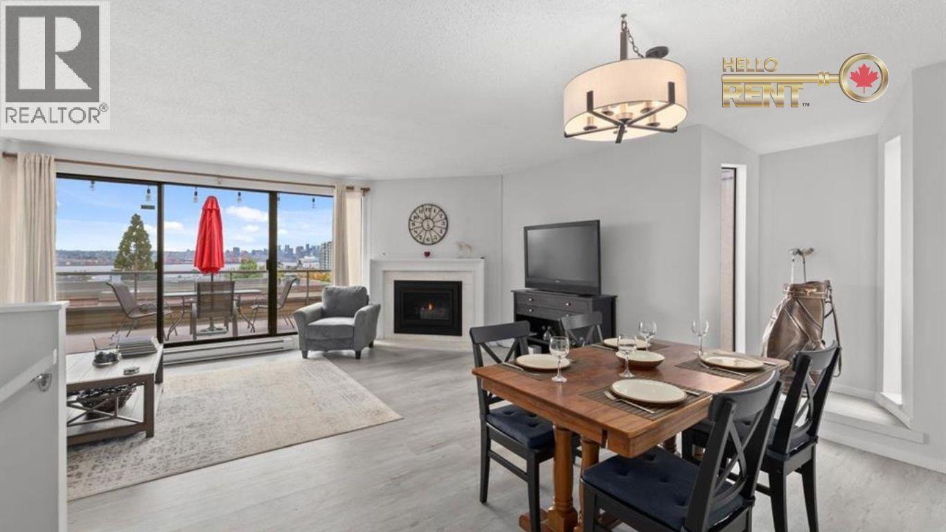 19 220 E 4TH, North Vancouver