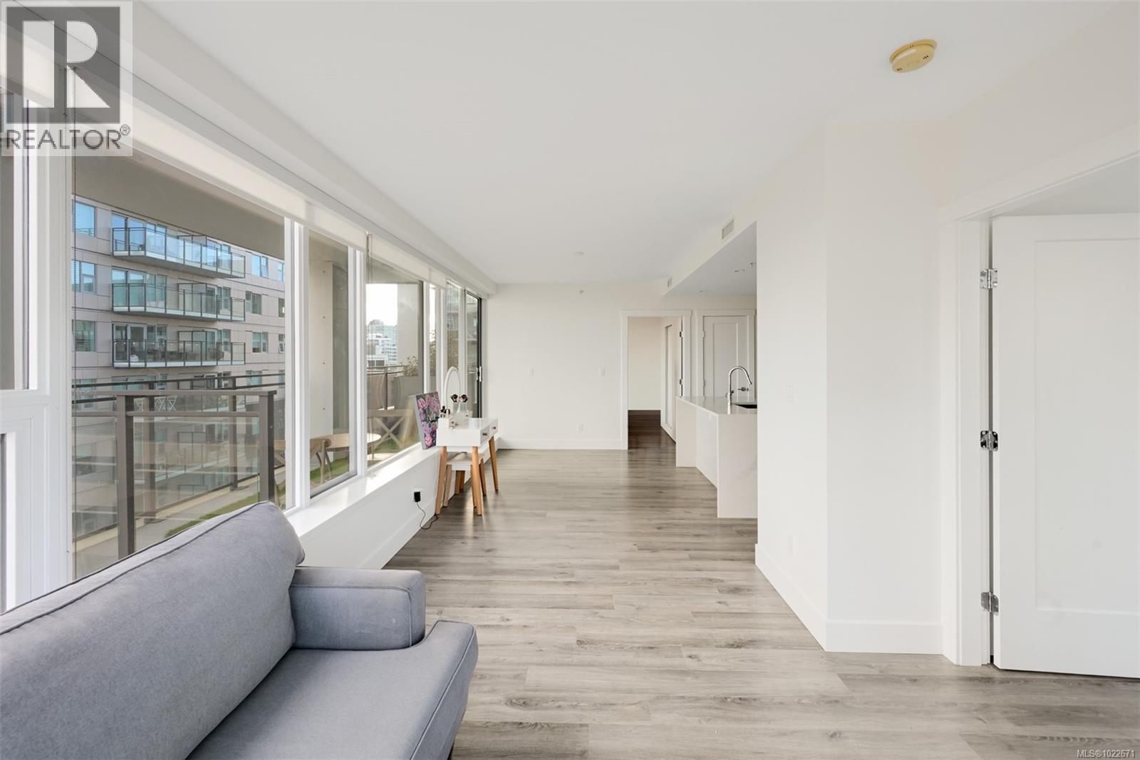 1006 777 Herald St, Victoria