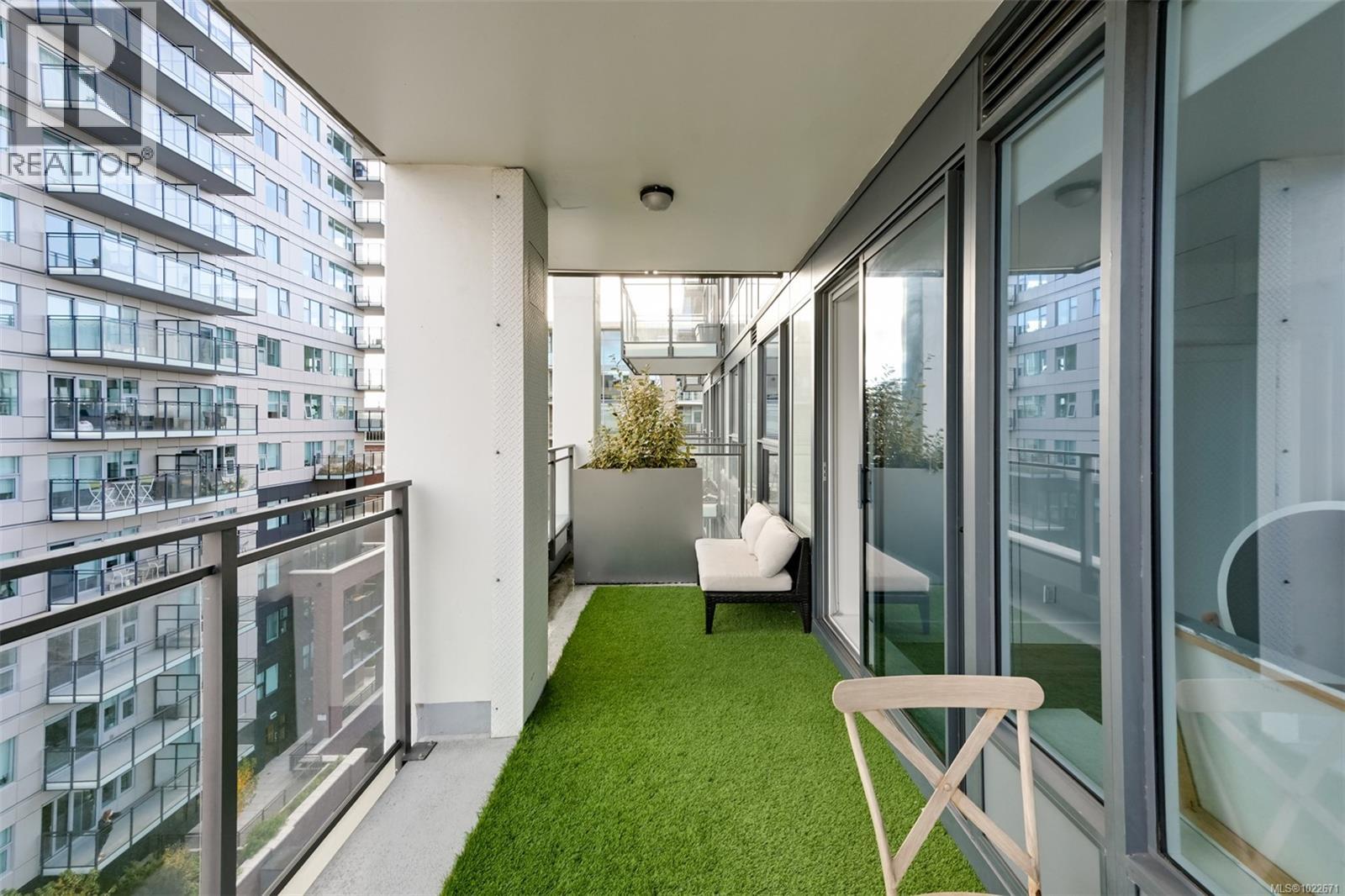 1006 777 Herald St, Victoria