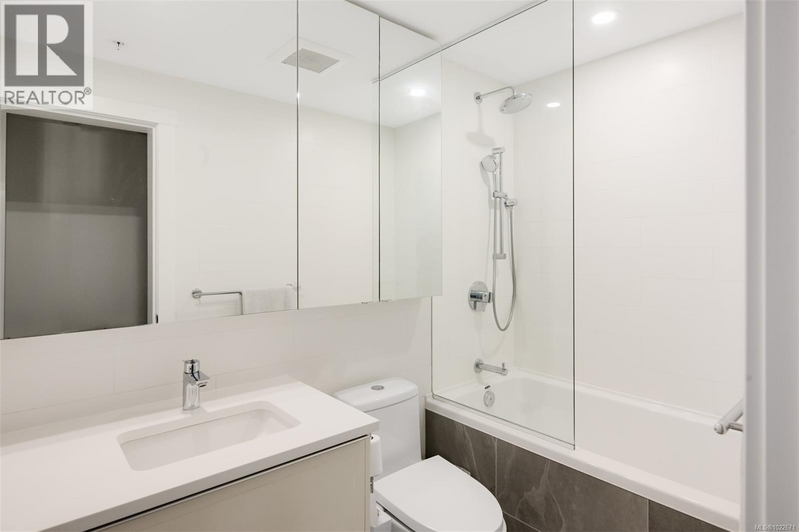 1006 777 Herald St, Victoria