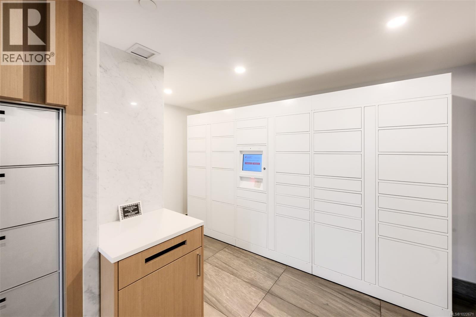 1006 777 Herald St, Victoria