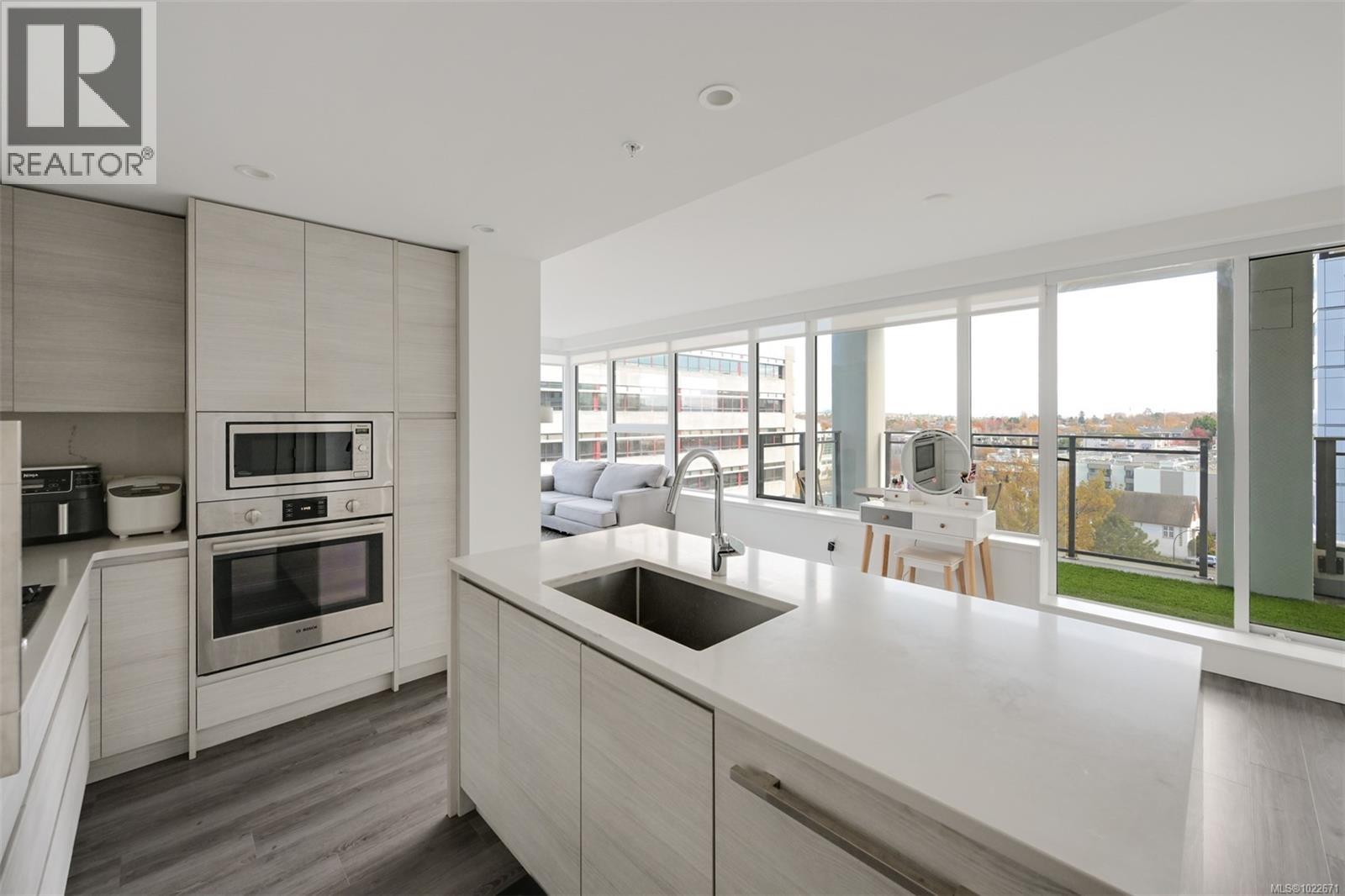 1006 777 Herald St, Victoria