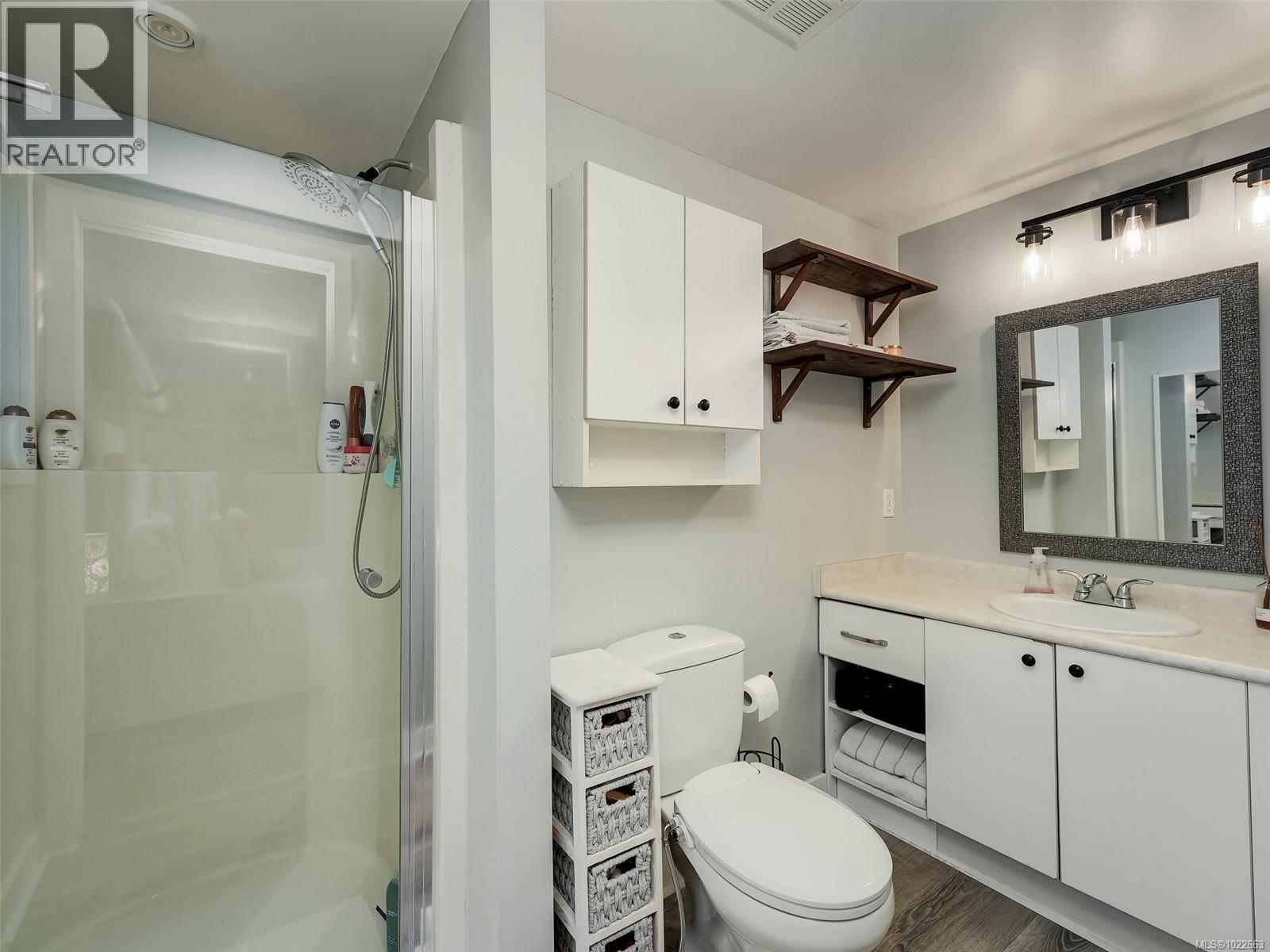 106 873 Esquimalt Rd, Esquimalt