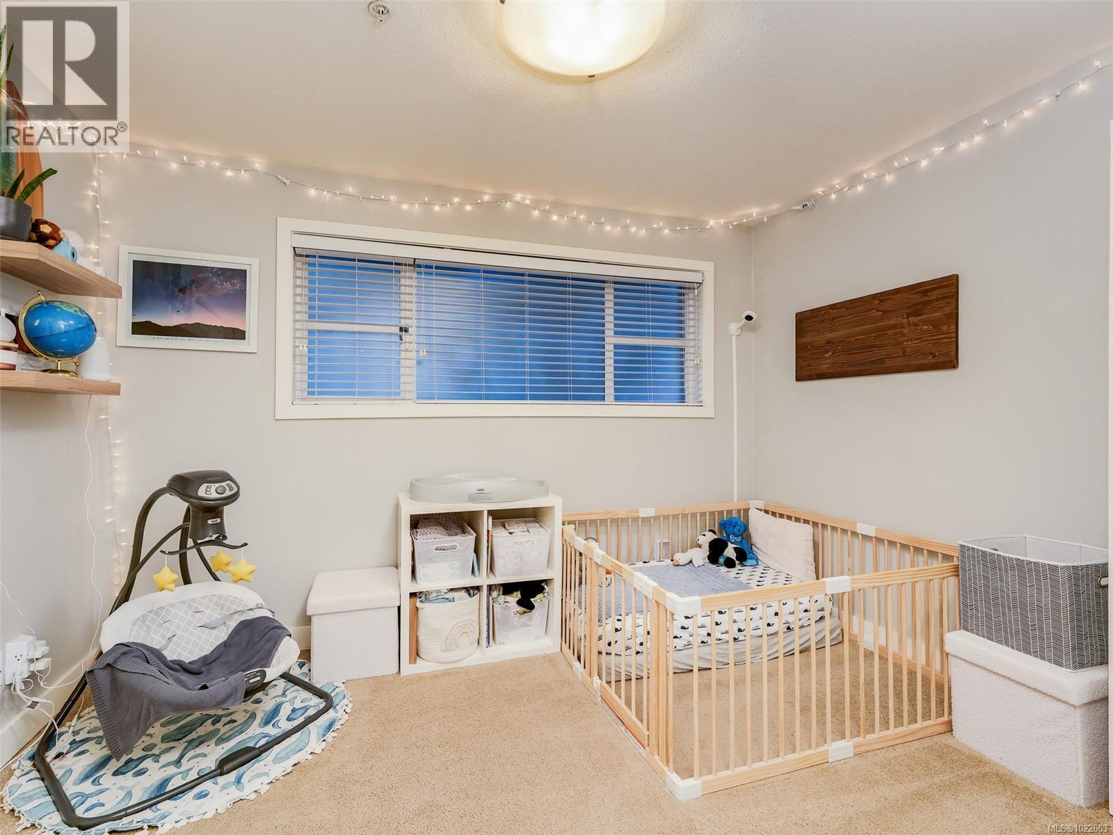 106 873 Esquimalt Rd, Esquimalt