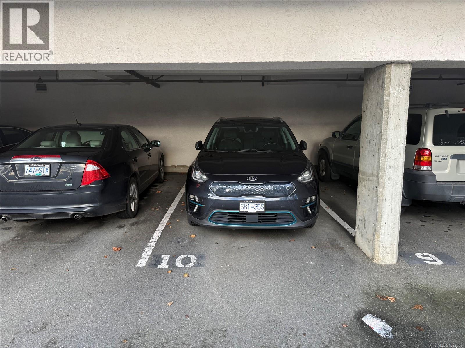 106 873 Esquimalt Rd, Esquimalt