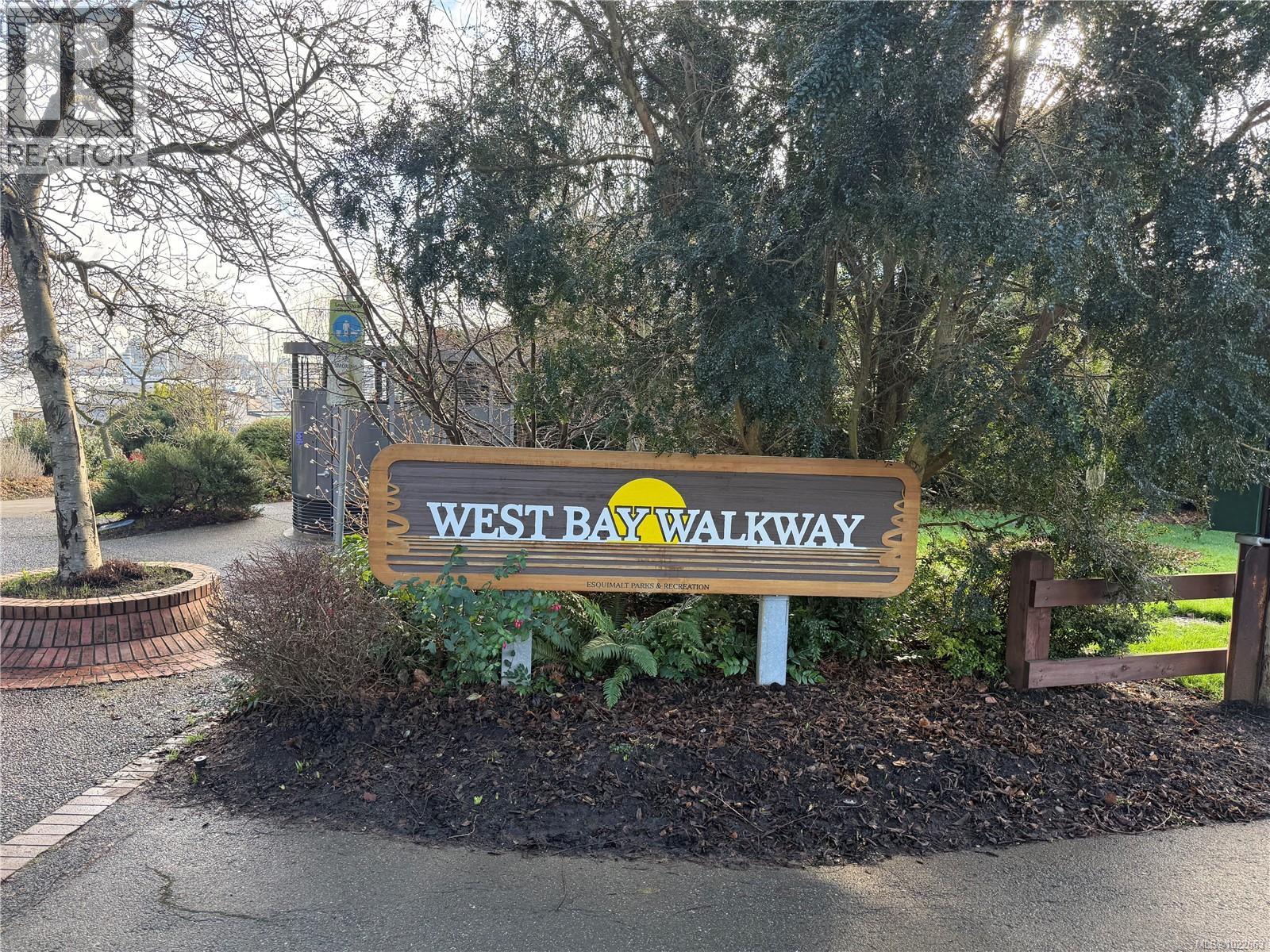 106 873 Esquimalt Rd, Esquimalt