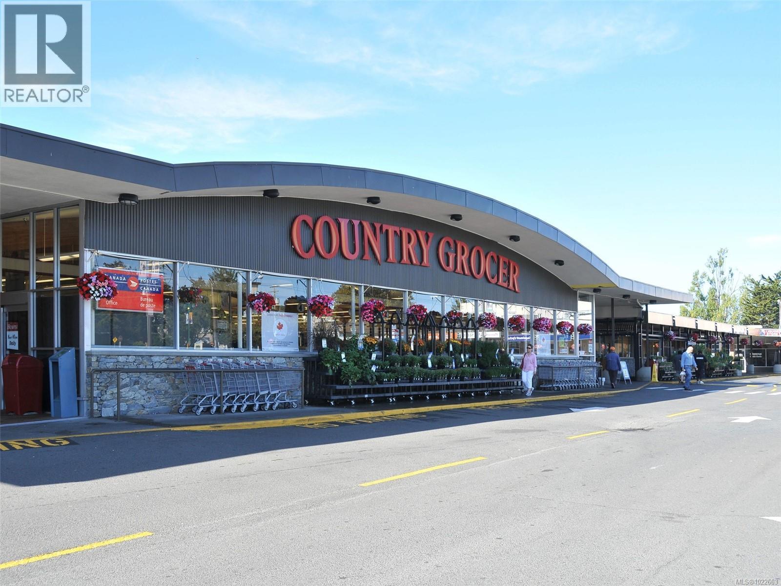 106 873 Esquimalt Rd, Esquimalt