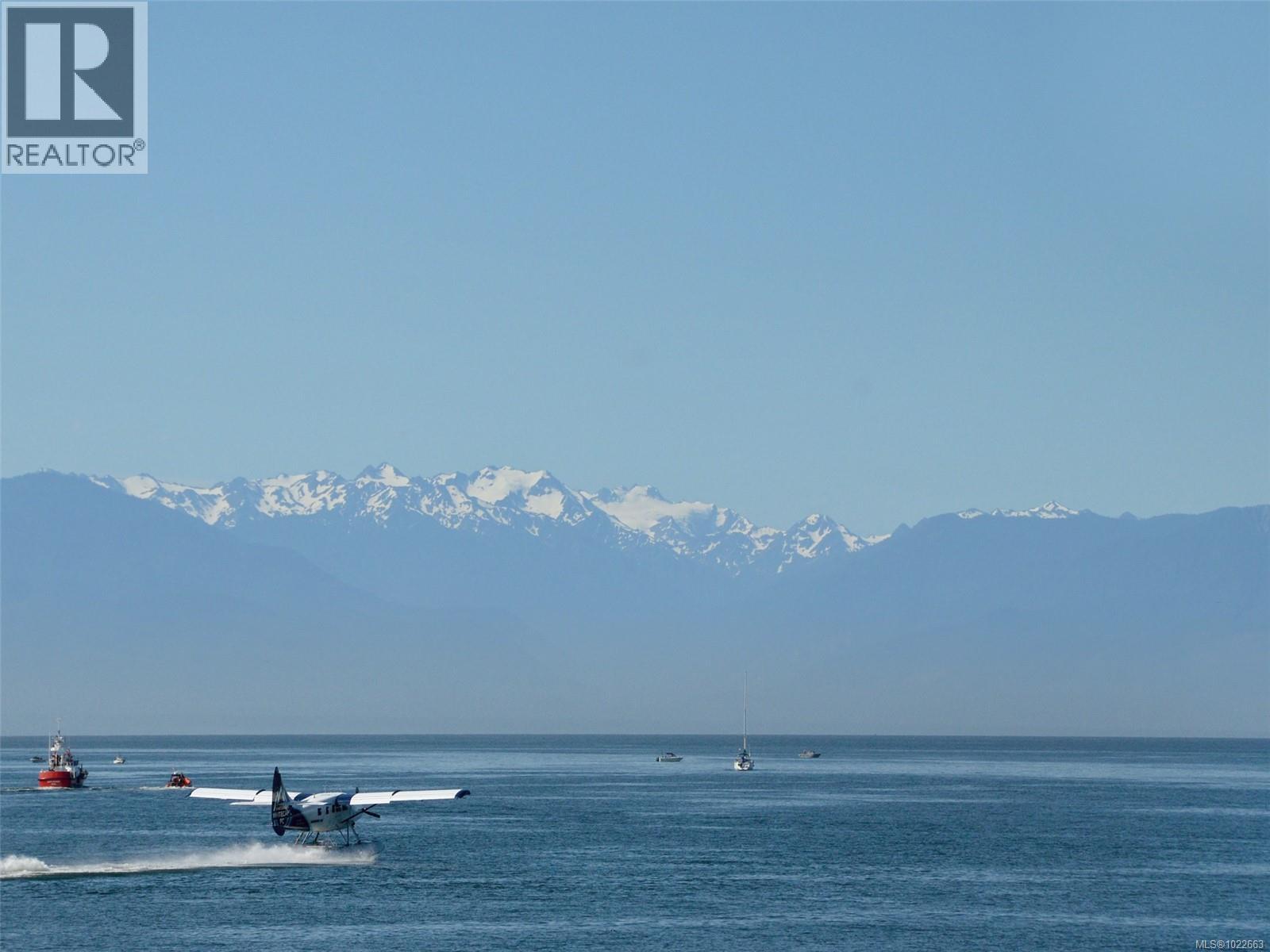 106 873 Esquimalt Rd, Esquimalt