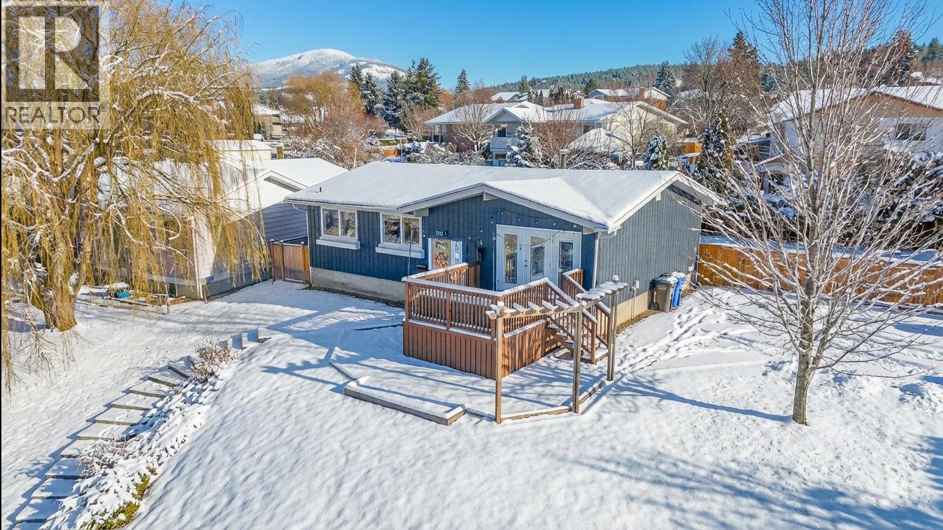 1312 LARCH Drive S, Cranbrook