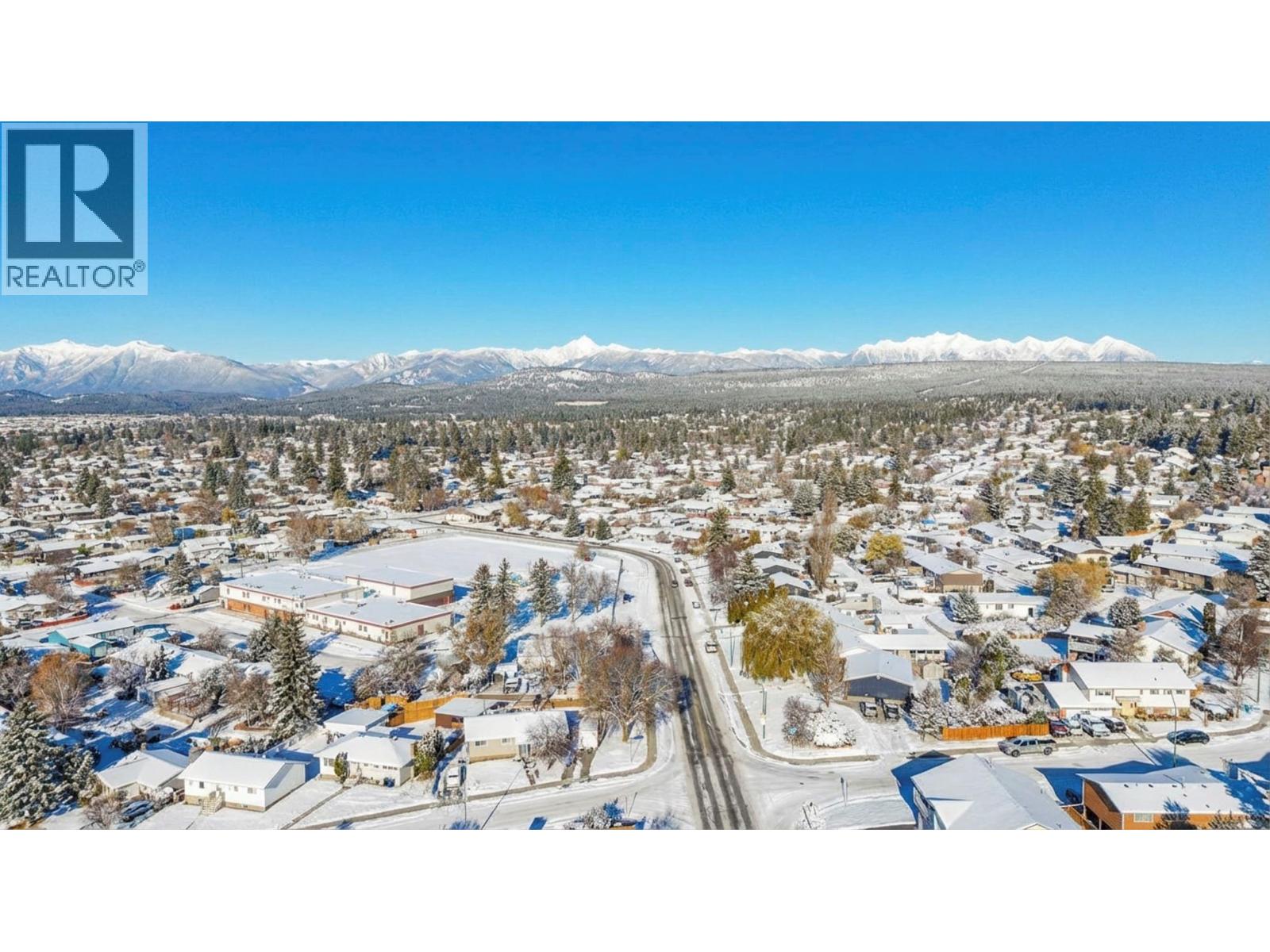 1312 LARCH Drive S, Cranbrook