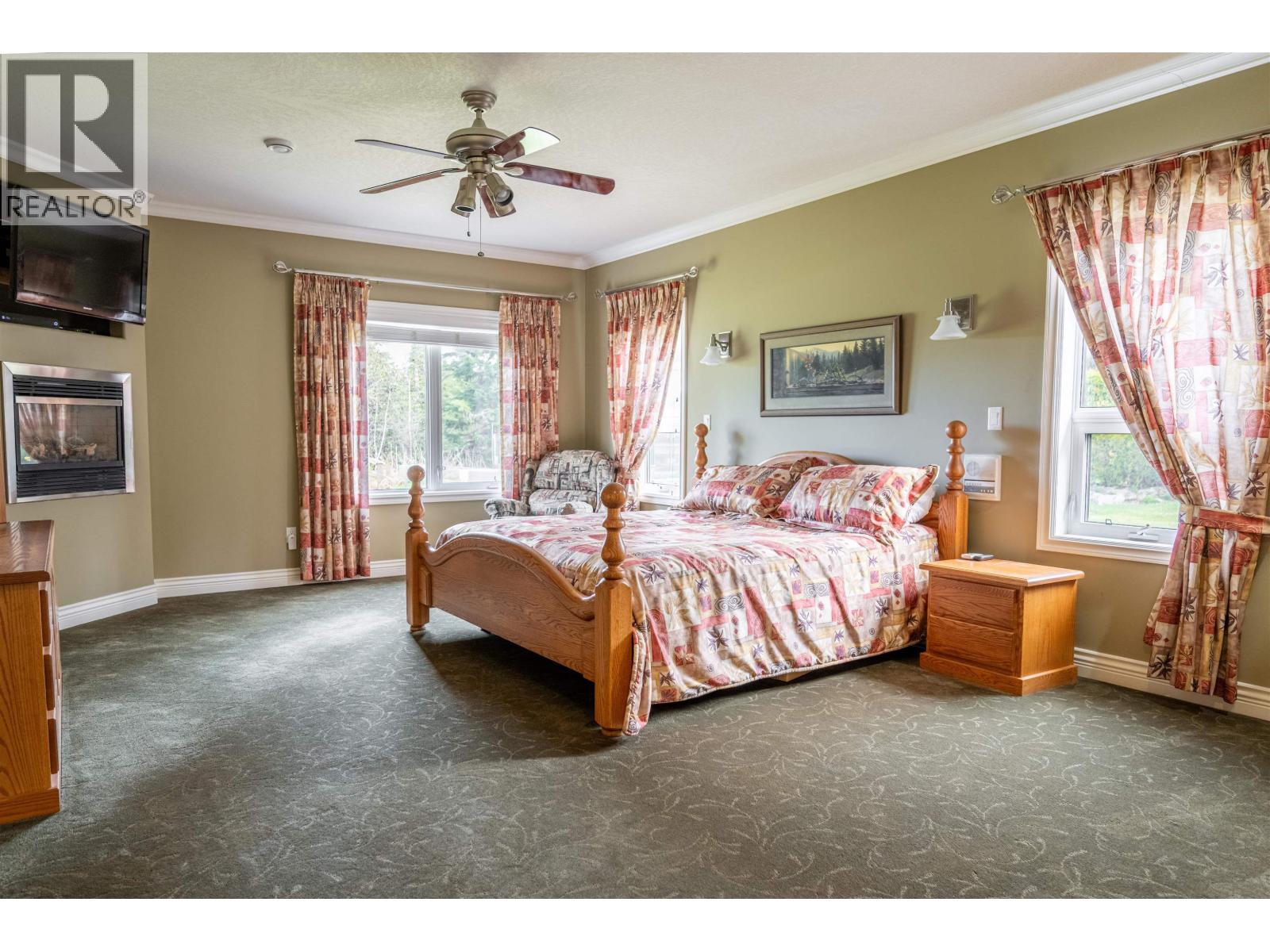 7003 VALLEYVIEW DRIVE - 25