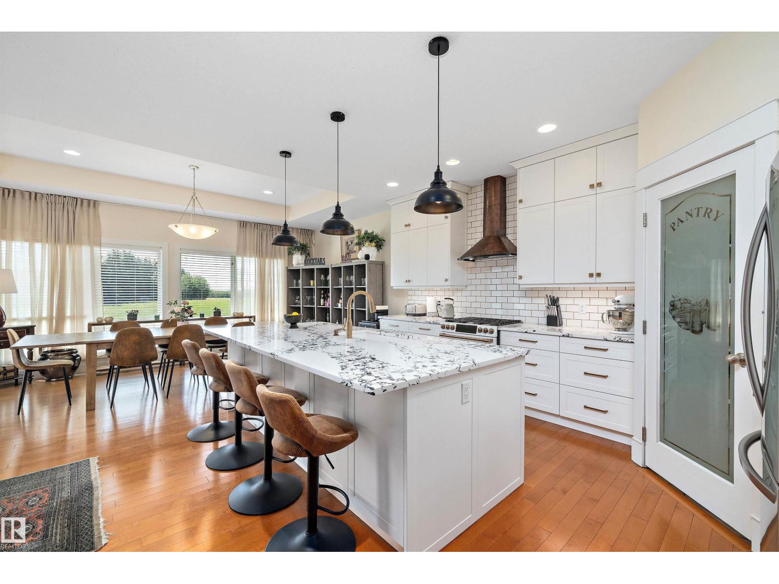 1644 HECTOR RD NW, Edmonton