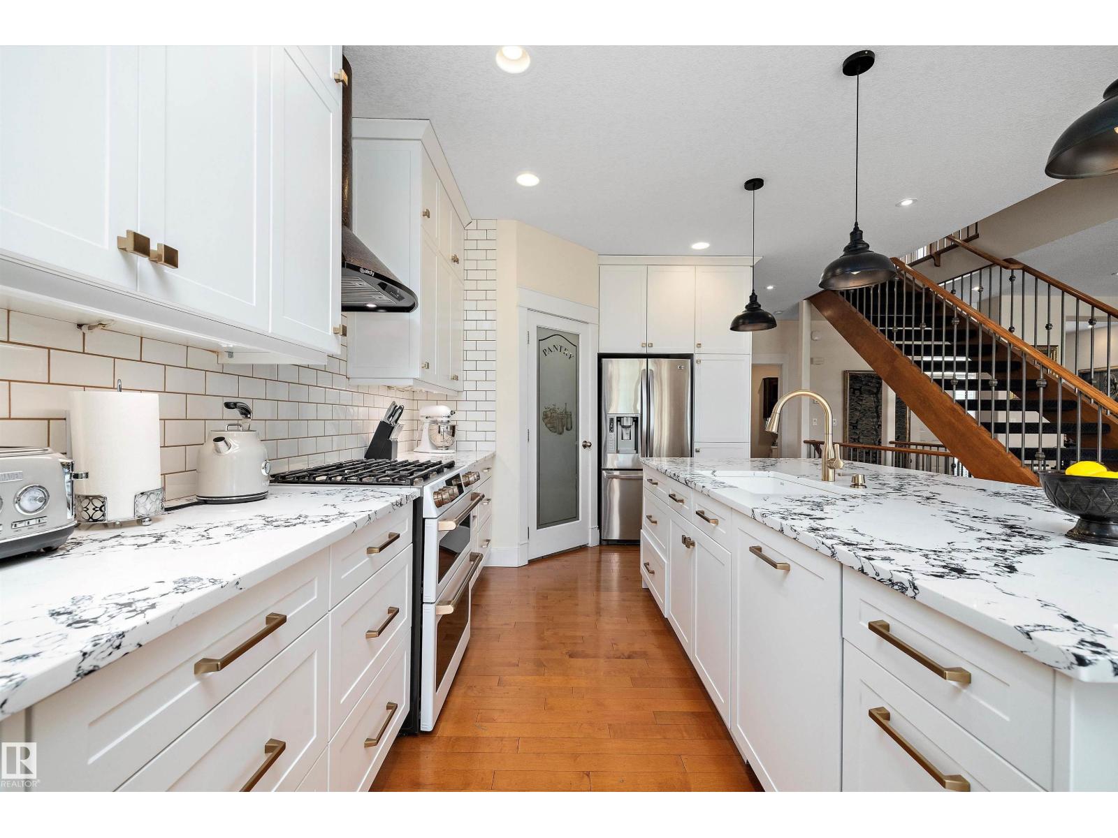 1644 HECTOR RD NW, Edmonton